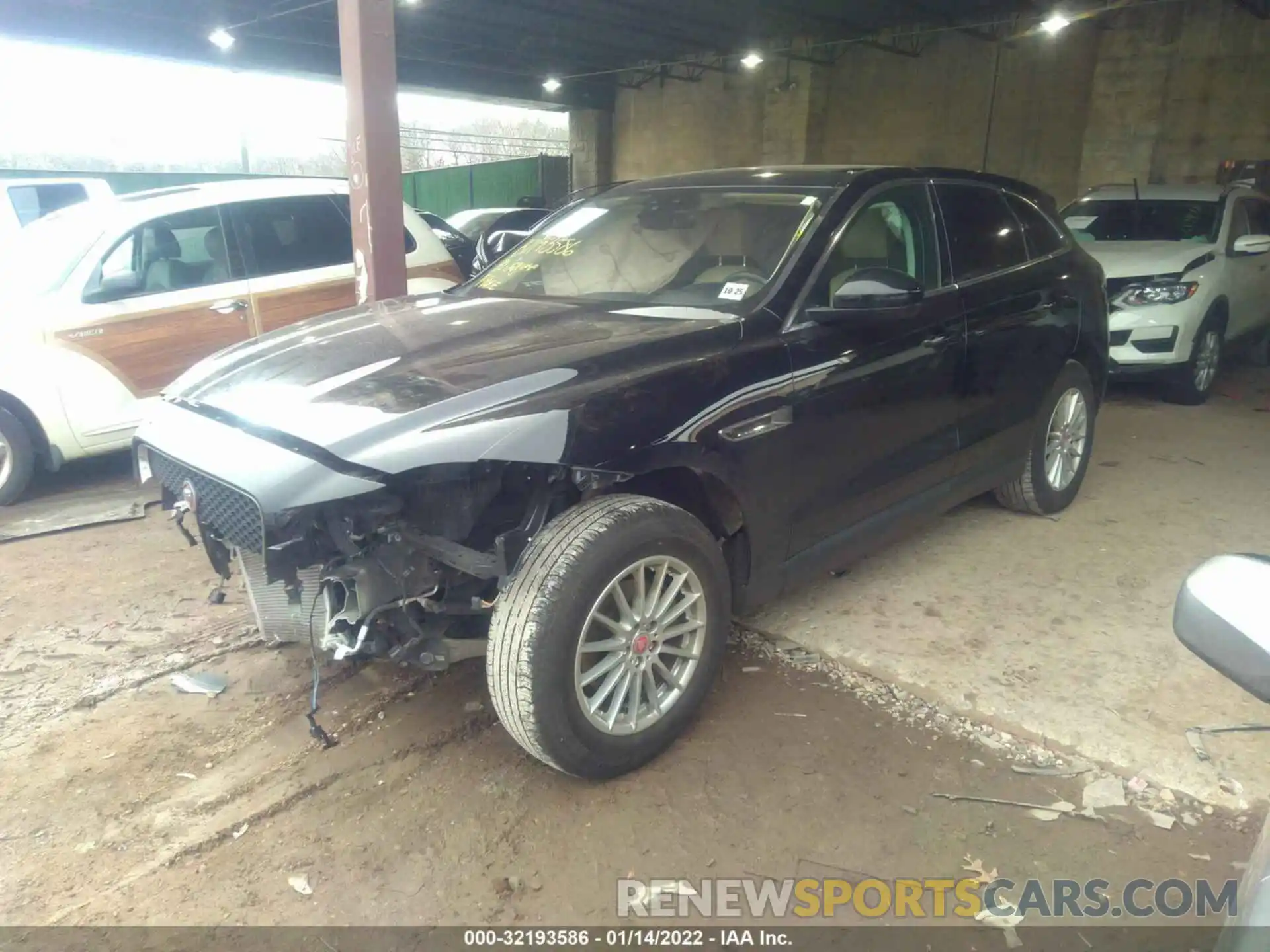 2 Фотография поврежденного автомобиля SADCS2FX9LA640198 JAGUAR F-PACE 2020