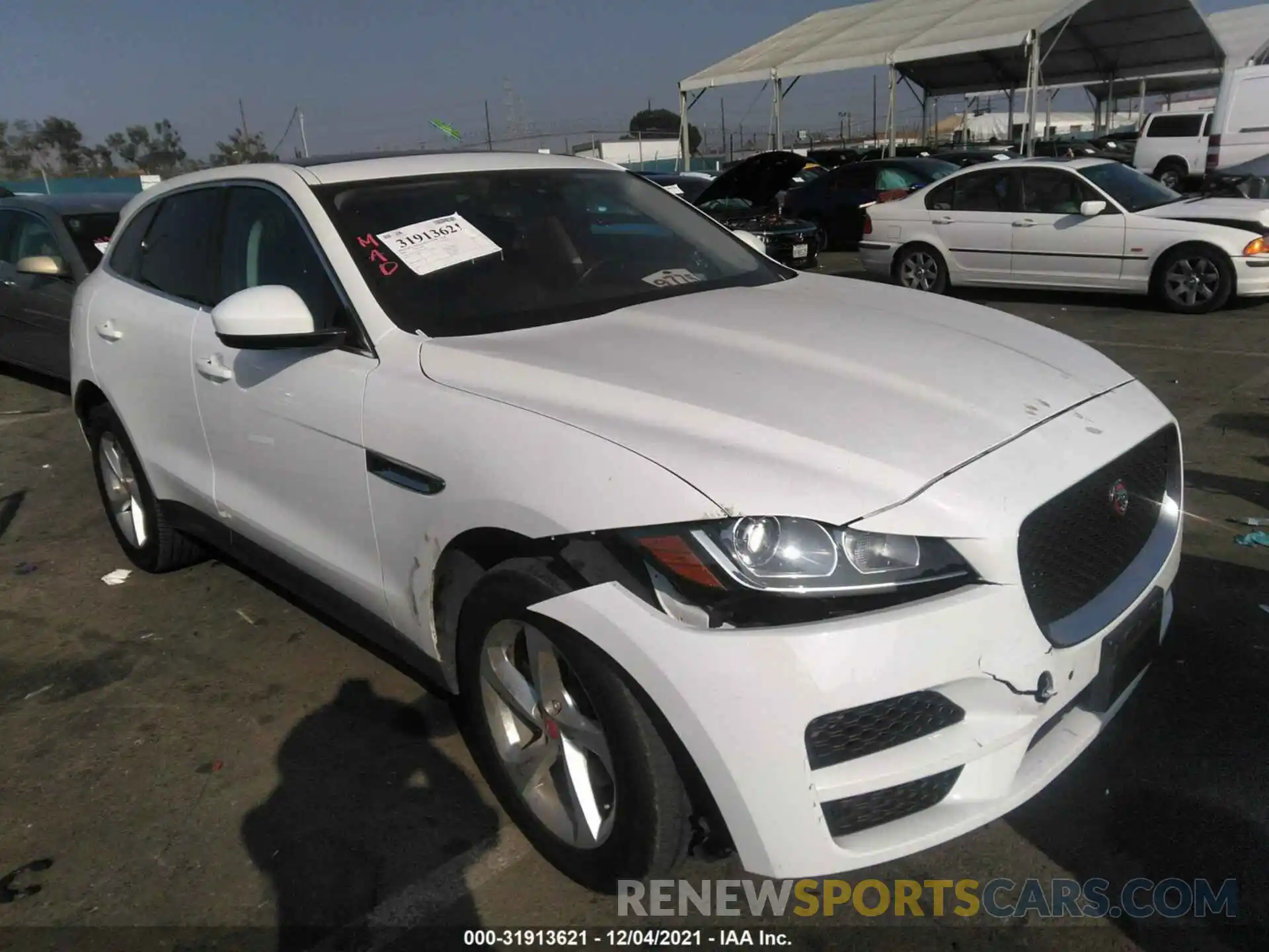 1 Фотография поврежденного автомобиля SADCS2FXXLA644504 JAGUAR F-PACE 2020