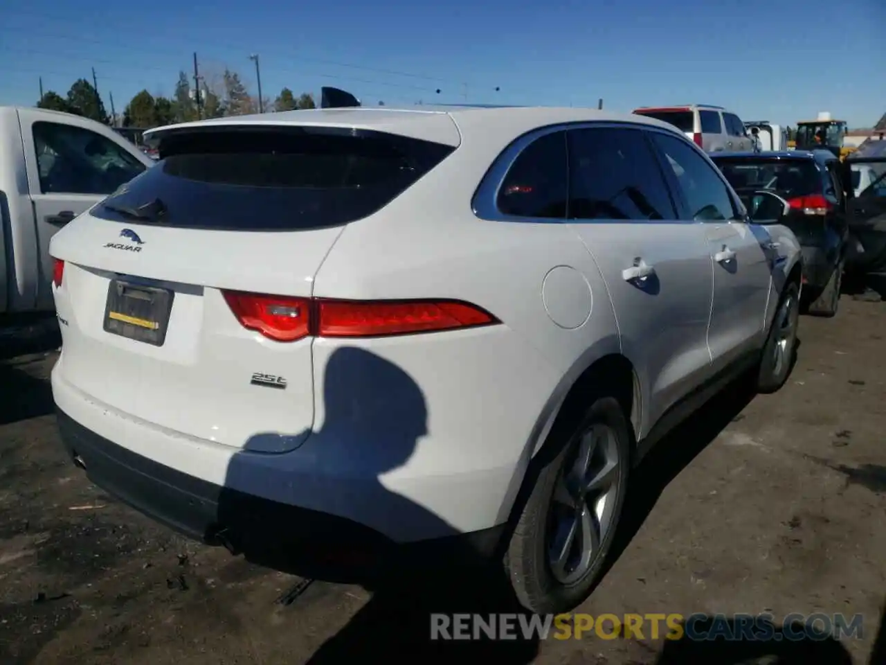 4 Фотография поврежденного автомобиля SADCS2FXXLA645412 JAGUAR F-PACE 2020