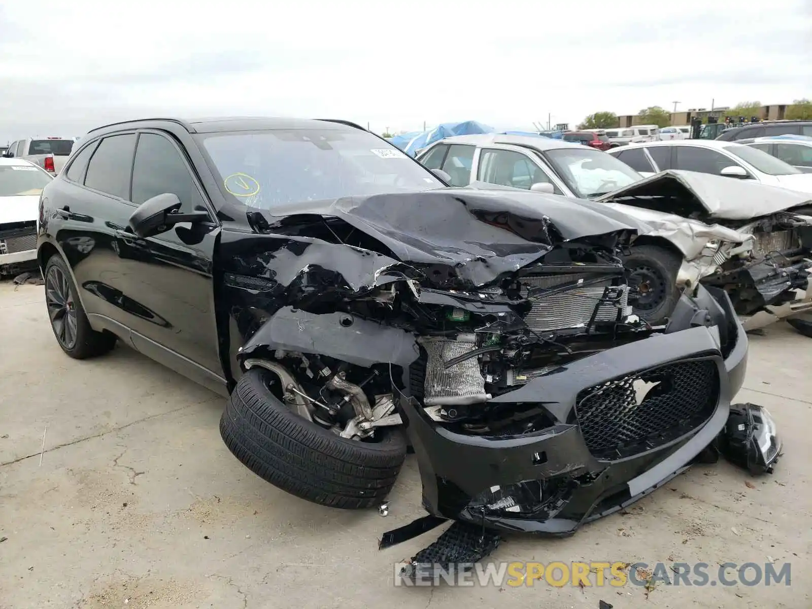 1 Photograph of a damaged car SADCX2GX2LA652399 JAGUAR F-PACE 2020