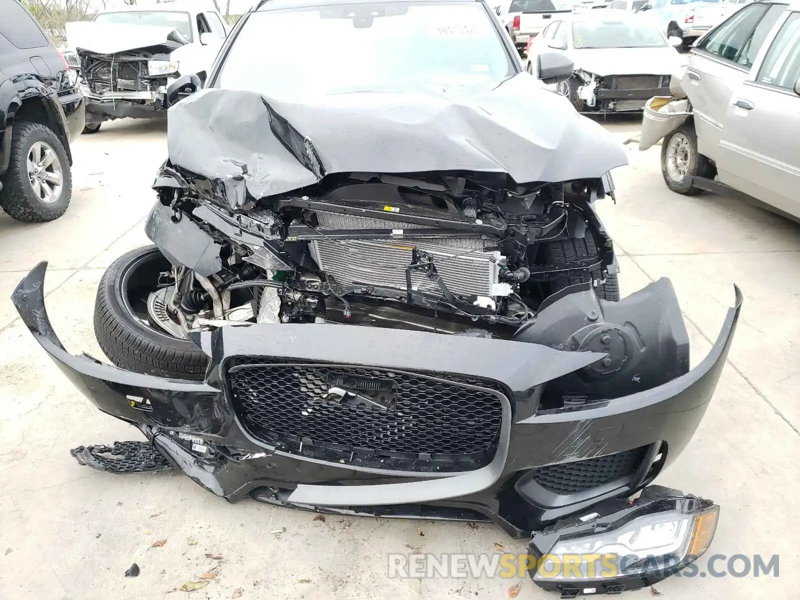 9 Photograph of a damaged car SADCX2GX2LA652399 JAGUAR F-PACE 2020