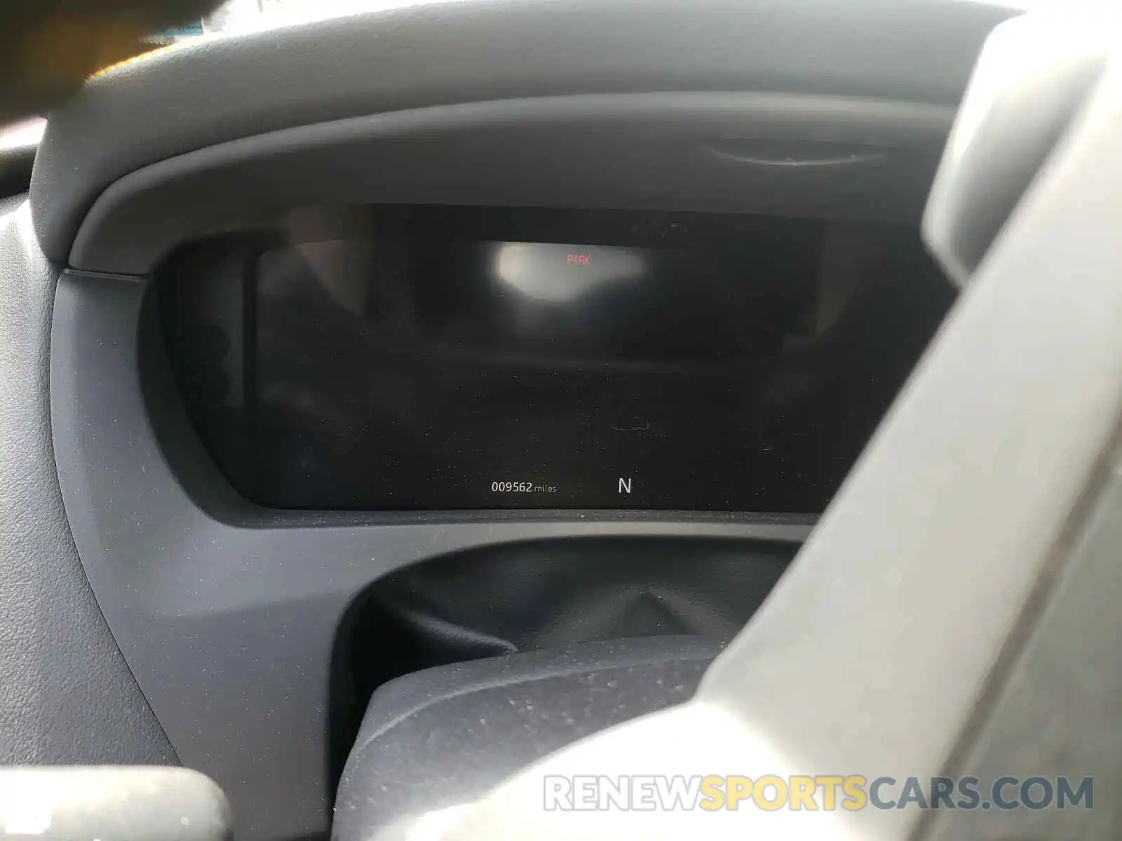 8 Photograph of a damaged car SADCX2GX9LA625118 JAGUAR F-PACE 2020