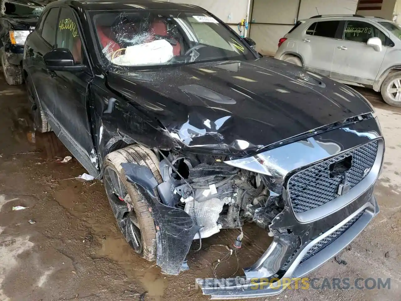 1 Photograph of a damaged car SADCZ2EE3LA662063 JAGUAR F-PACE 2020