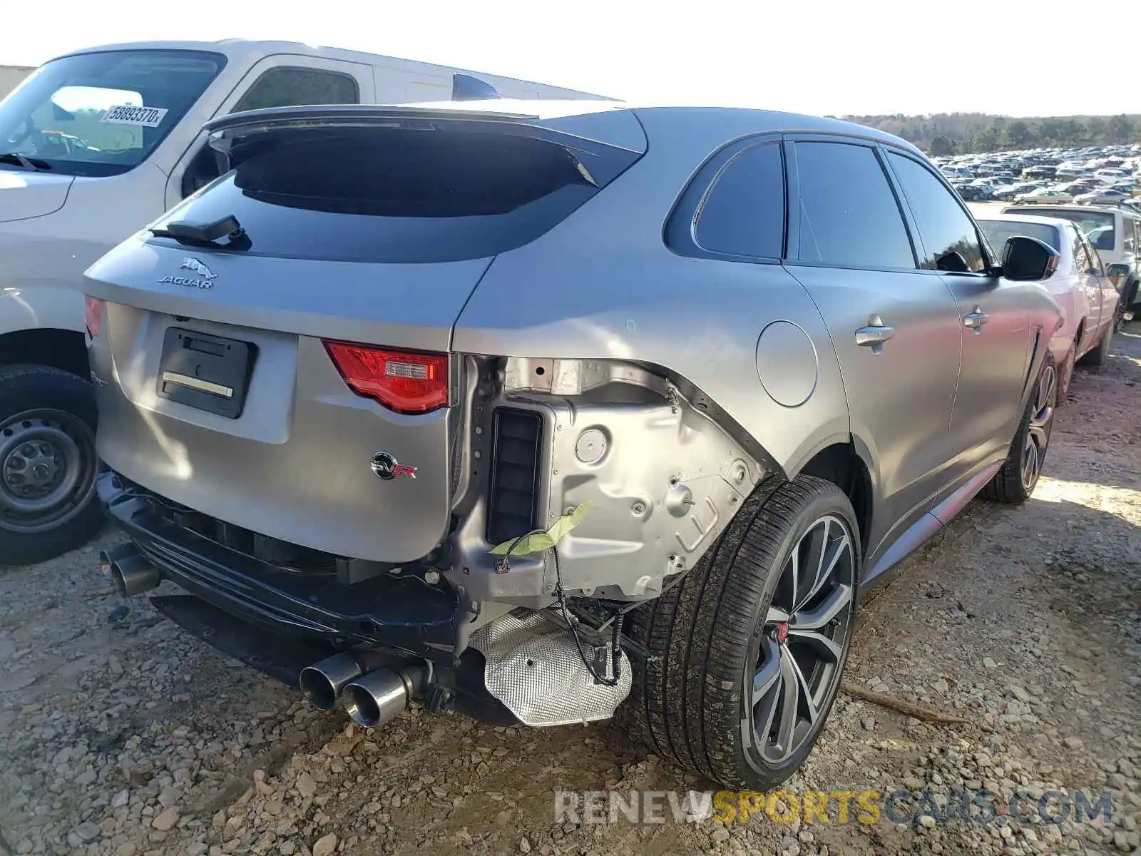 4 Photograph of a damaged car SADCZ2EE5LA653591 JAGUAR F-PACE 2020