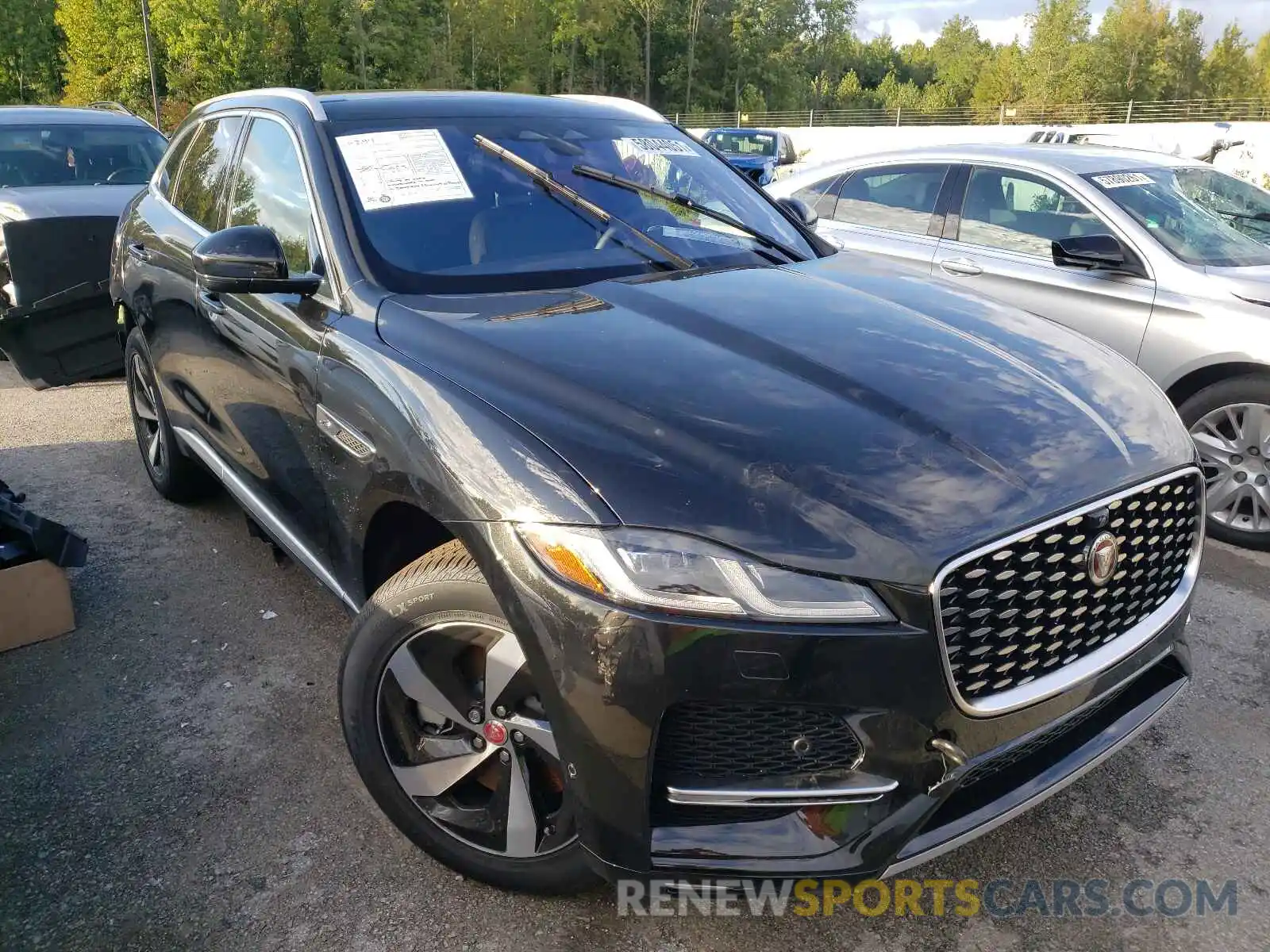 1 Photograph of a damaged car SADCJ2EU4MA667272 JAGUAR F-PACE 2021