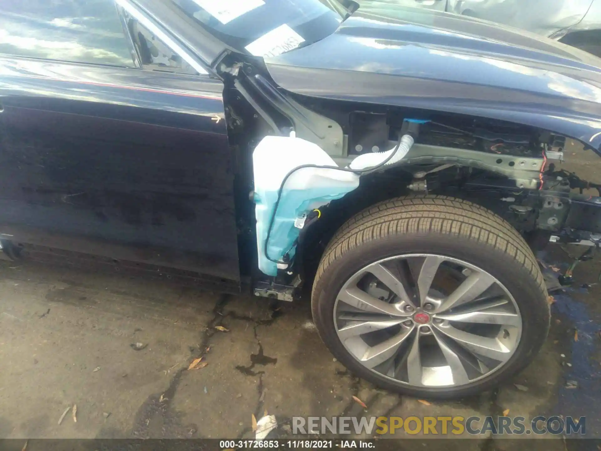 12 Photograph of a damaged car SADCJ2EUXMA678311 JAGUAR F-PACE 2021