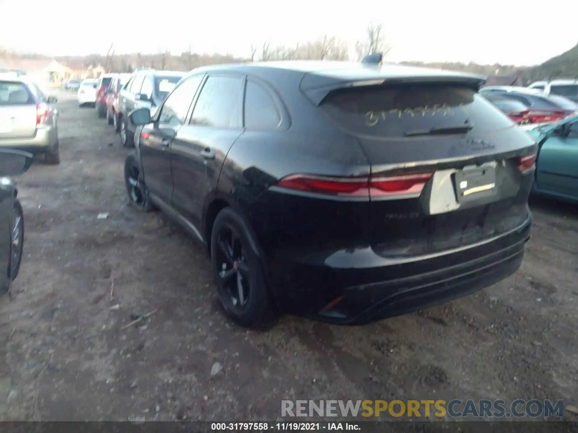 3 Фотография поврежденного автомобиля SADCJ2EX0MA680479 JAGUAR F-PACE 2021