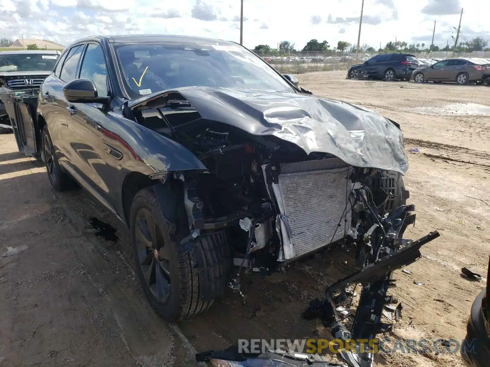 1 Photograph of a damaged car SADCJ2EX3MA667564 JAGUAR F-PACE 2021