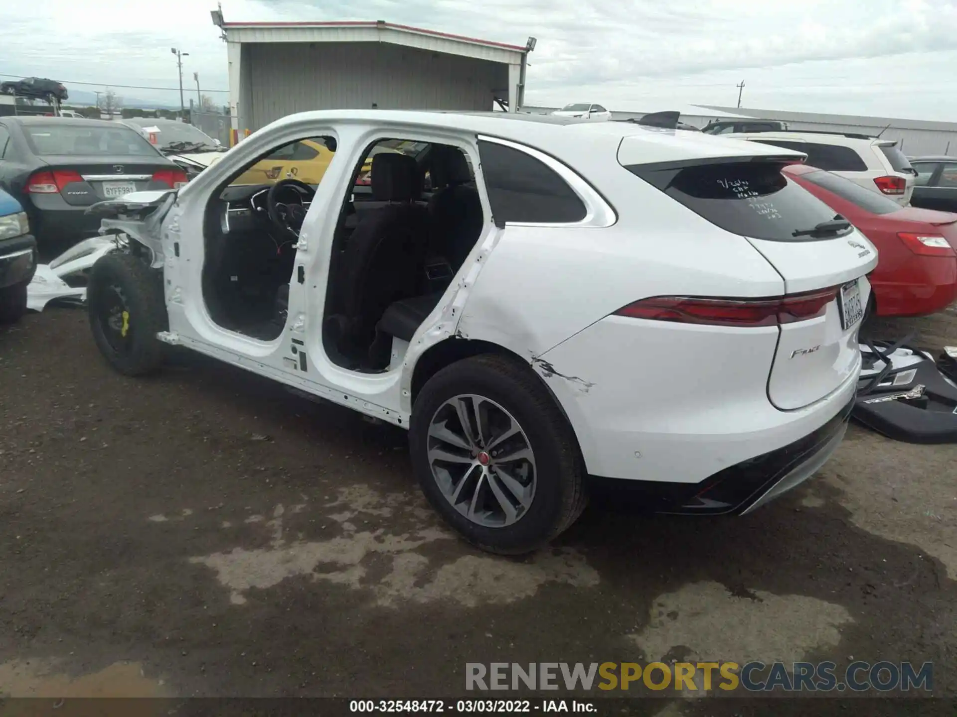 3 Фотография поврежденного автомобиля SADCJ2EX4MA667119 JAGUAR F-PACE 2021