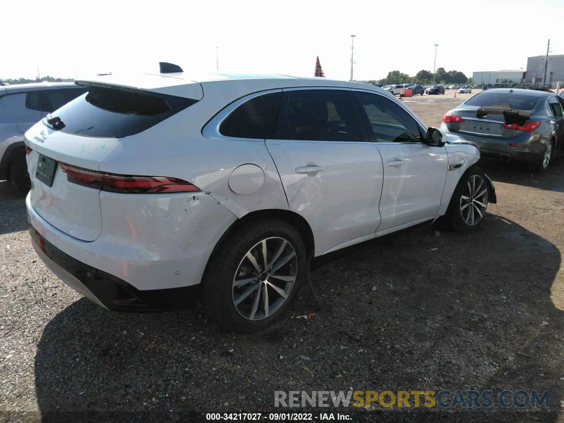 4 Фотография поврежденного автомобиля SADCJ2EX4MA668254 JAGUAR F-PACE 2021