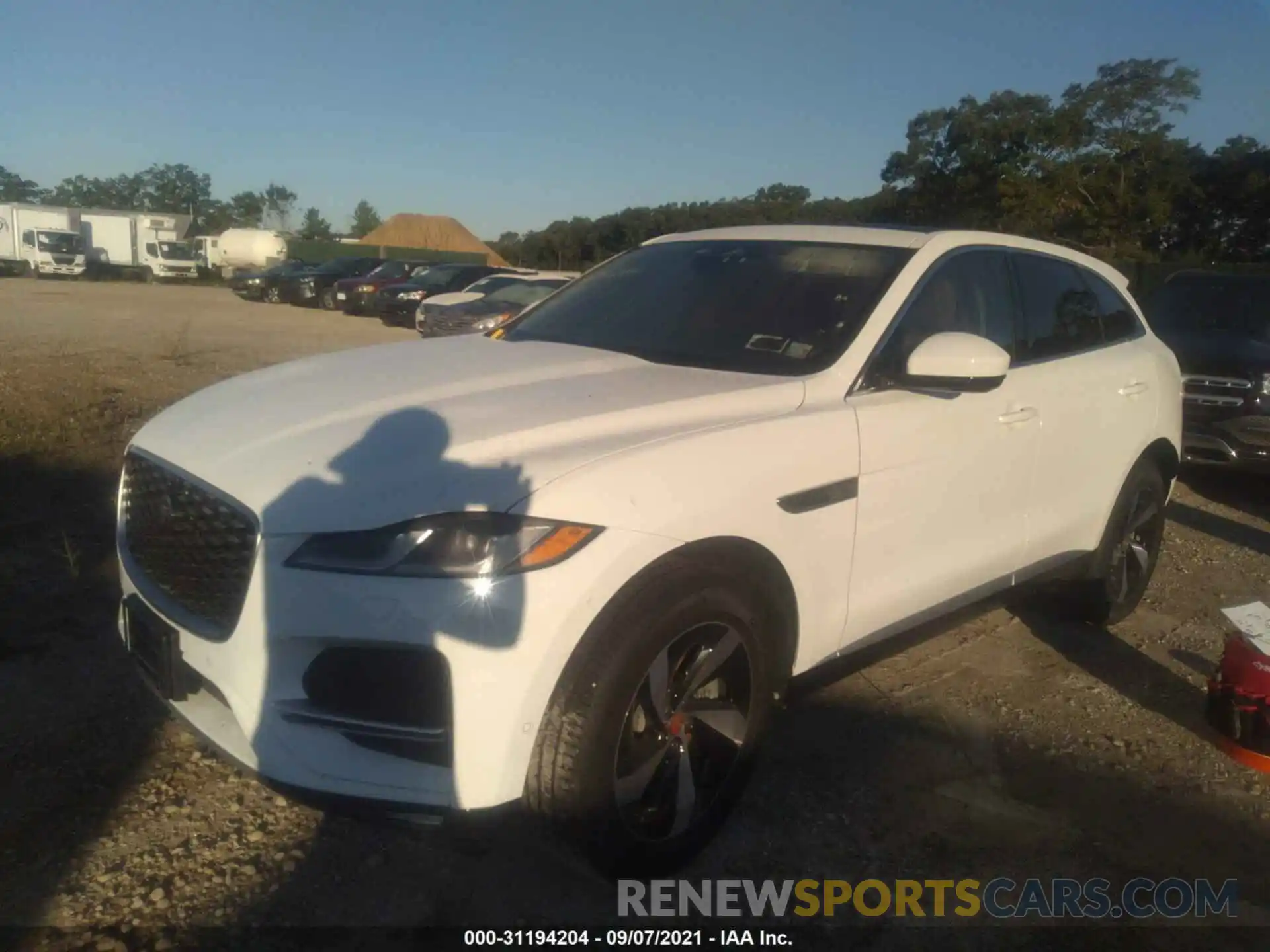 2 Photograph of a damaged car SADCJ2EX4MA671039 JAGUAR F-PACE 2021