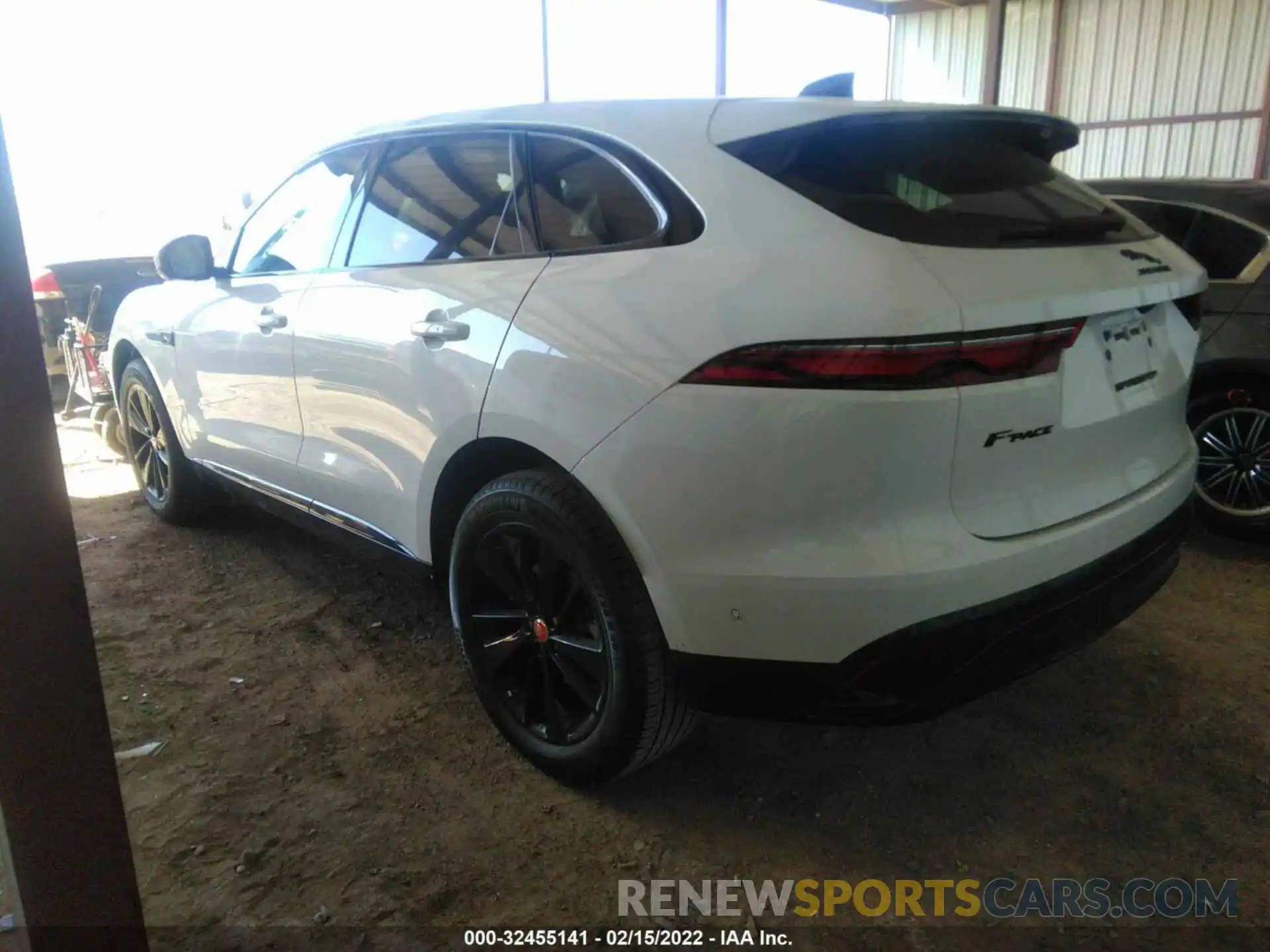 3 Фотография поврежденного автомобиля SADCJ2EX5MA678923 JAGUAR F-PACE 2021