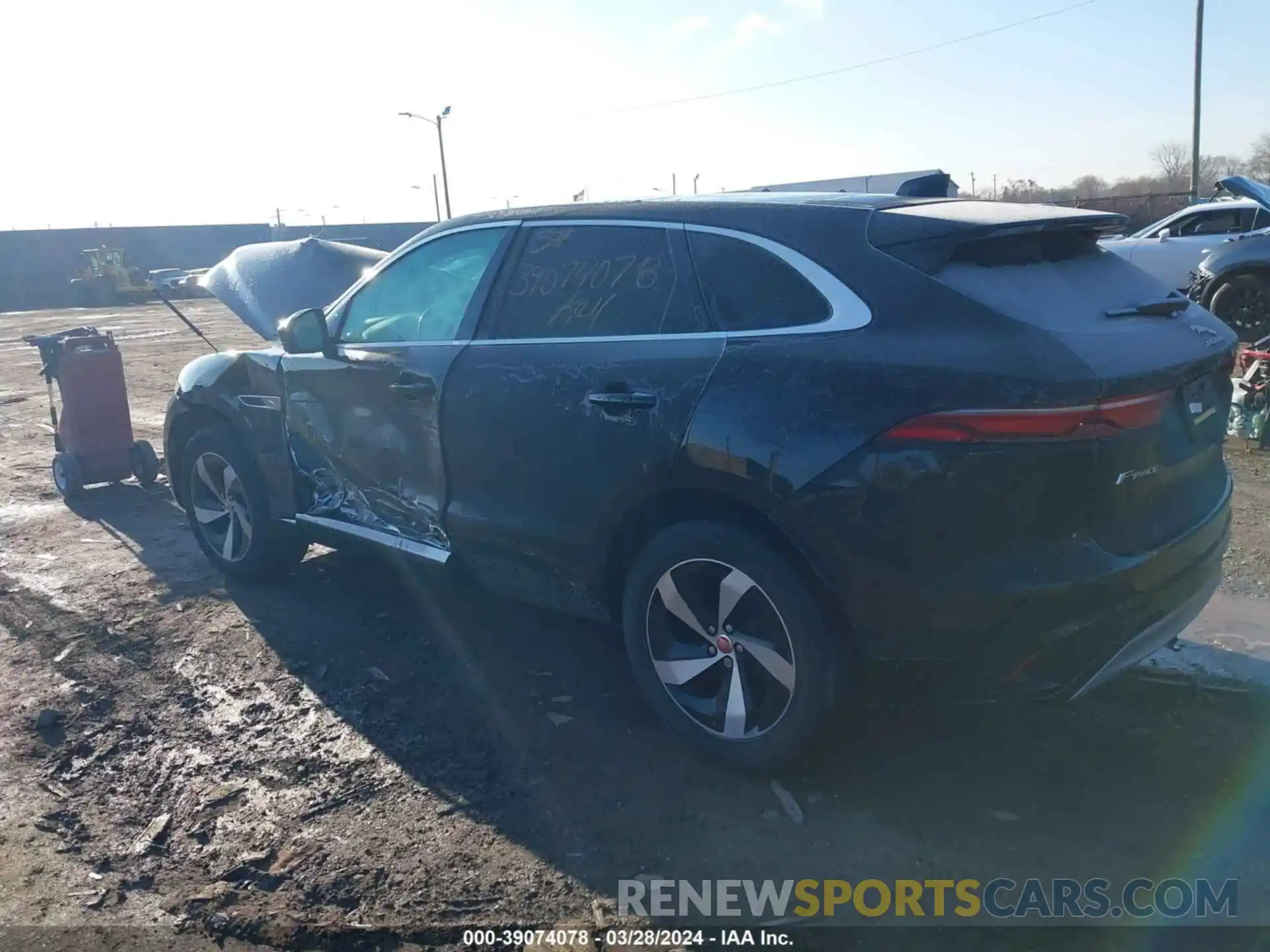 3 Photograph of a damaged car SADCJ2EX5MA684995 JAGUAR F-PACE 2021