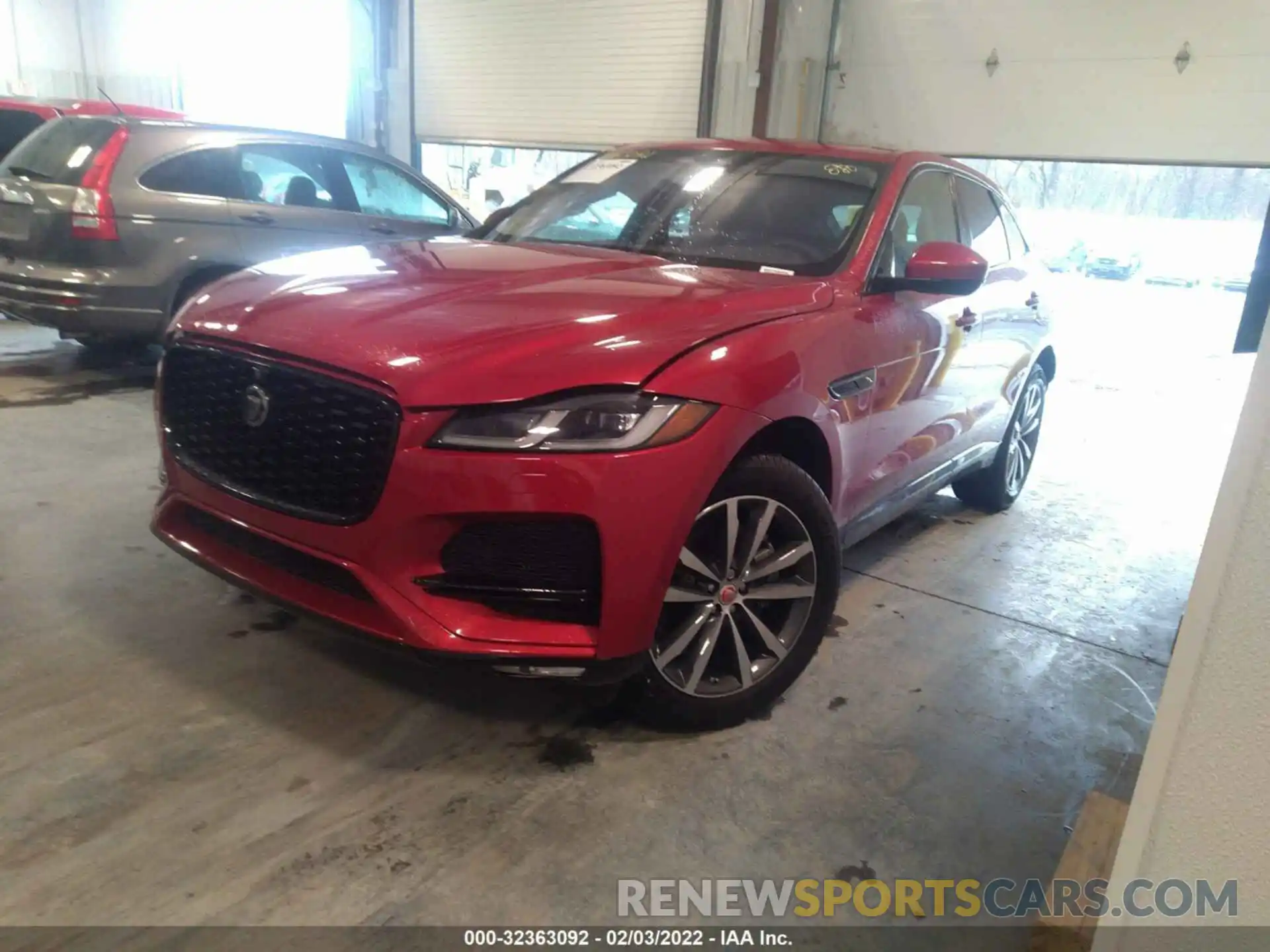 2 Фотография поврежденного автомобиля SADCJ2EX6MA674802 JAGUAR F-PACE 2021