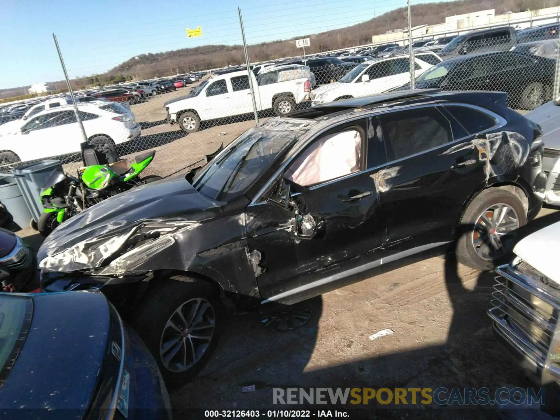 2 Photograph of a damaged car SADCJ2EX6MA678798 JAGUAR F-PACE 2021