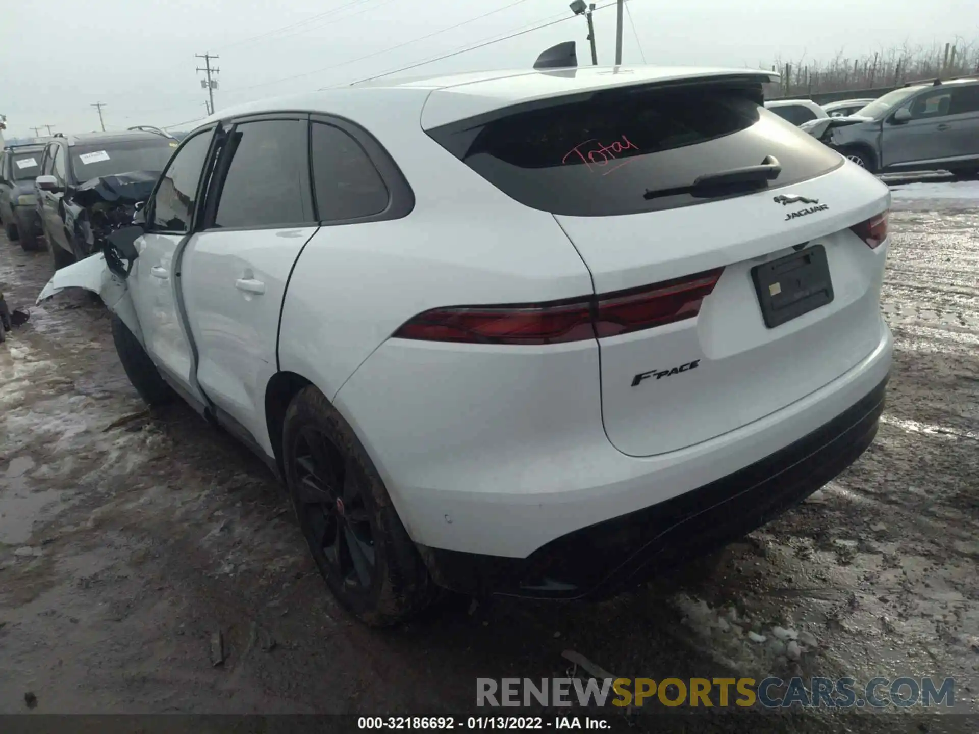 3 Фотография поврежденного автомобиля SADCJ2EX7MA666983 JAGUAR F-PACE 2021