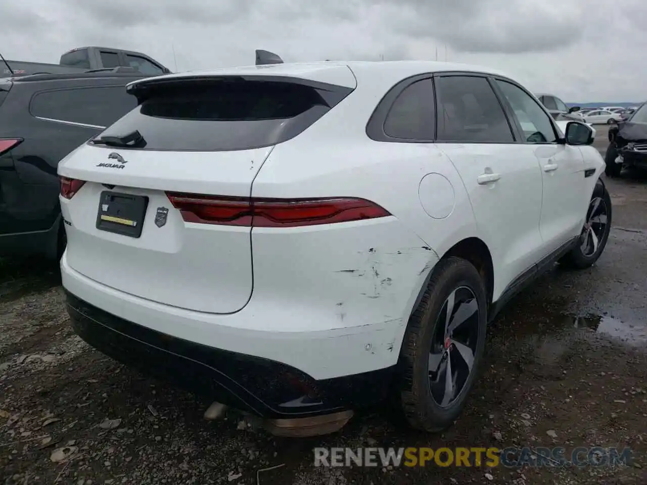 4 Photograph of a damaged car SADCJ2EX8MA668399 JAGUAR F-PACE 2021