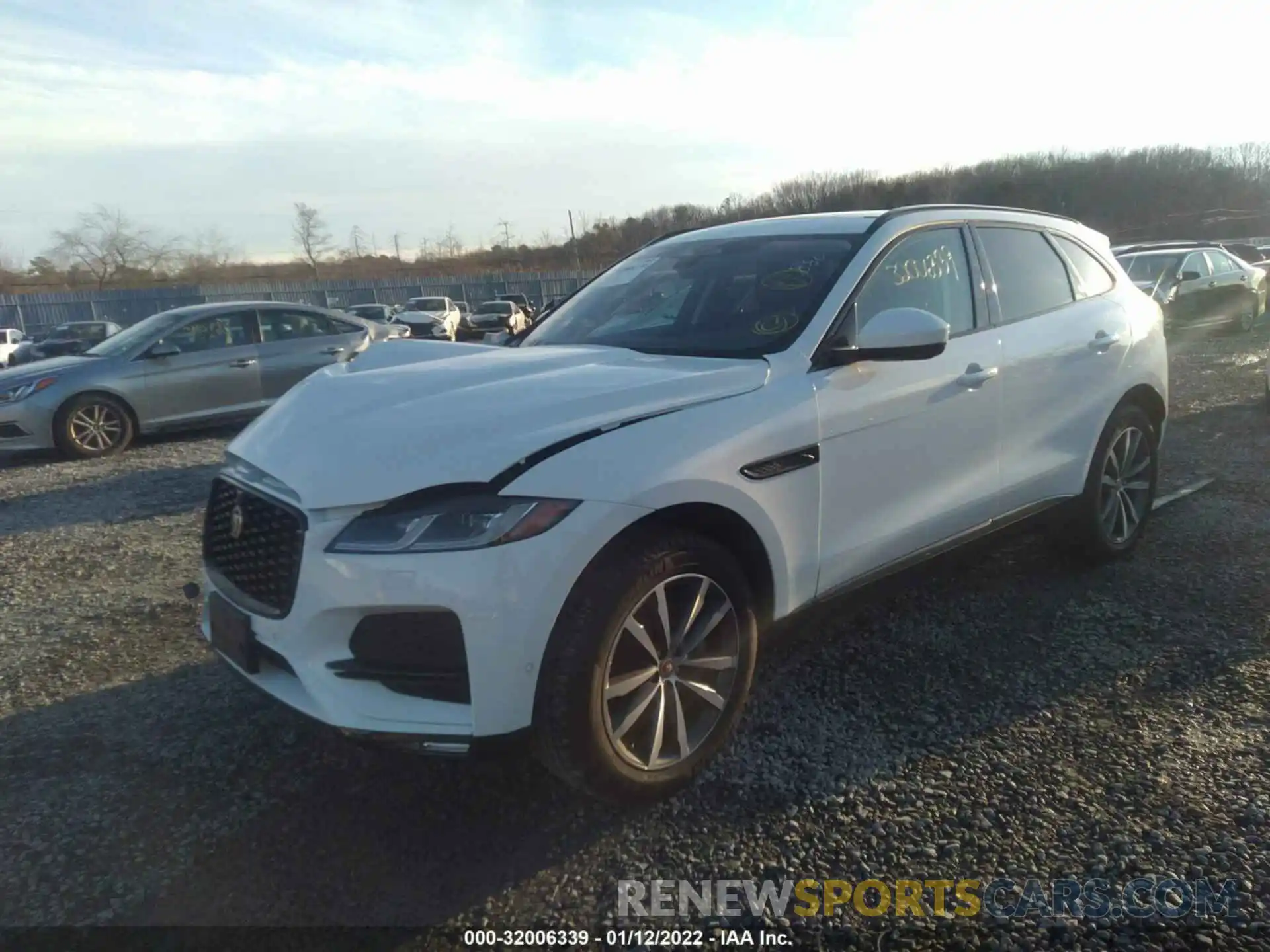 2 Фотография поврежденного автомобиля SADCJ2EX9MA667004 JAGUAR F-PACE 2021