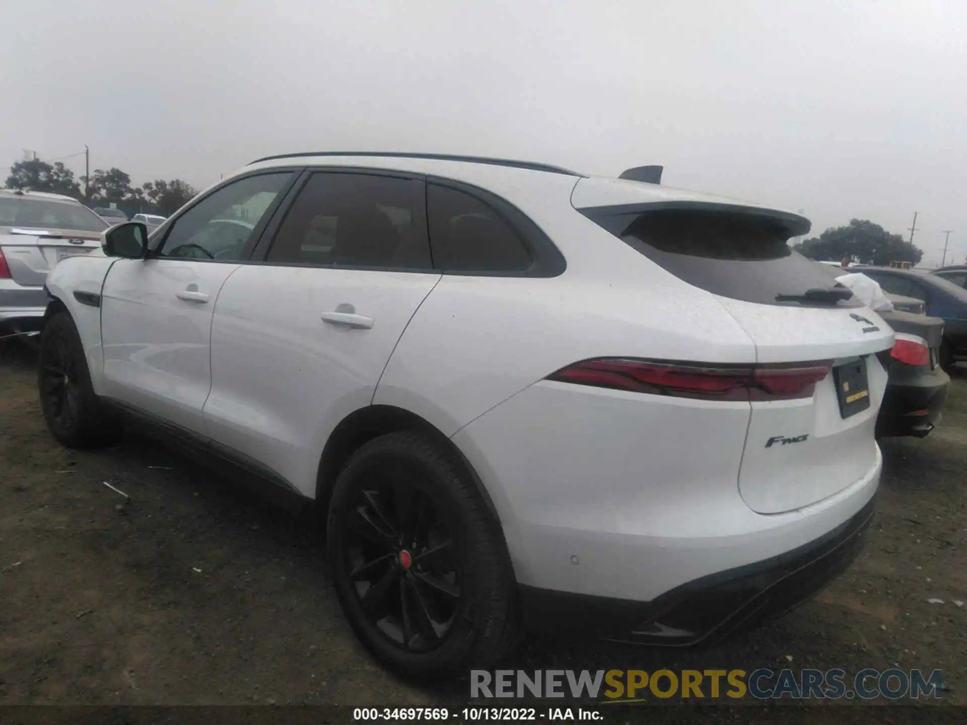 3 Photograph of a damaged car SADCJ2EX9MA685440 JAGUAR F-PACE 2021