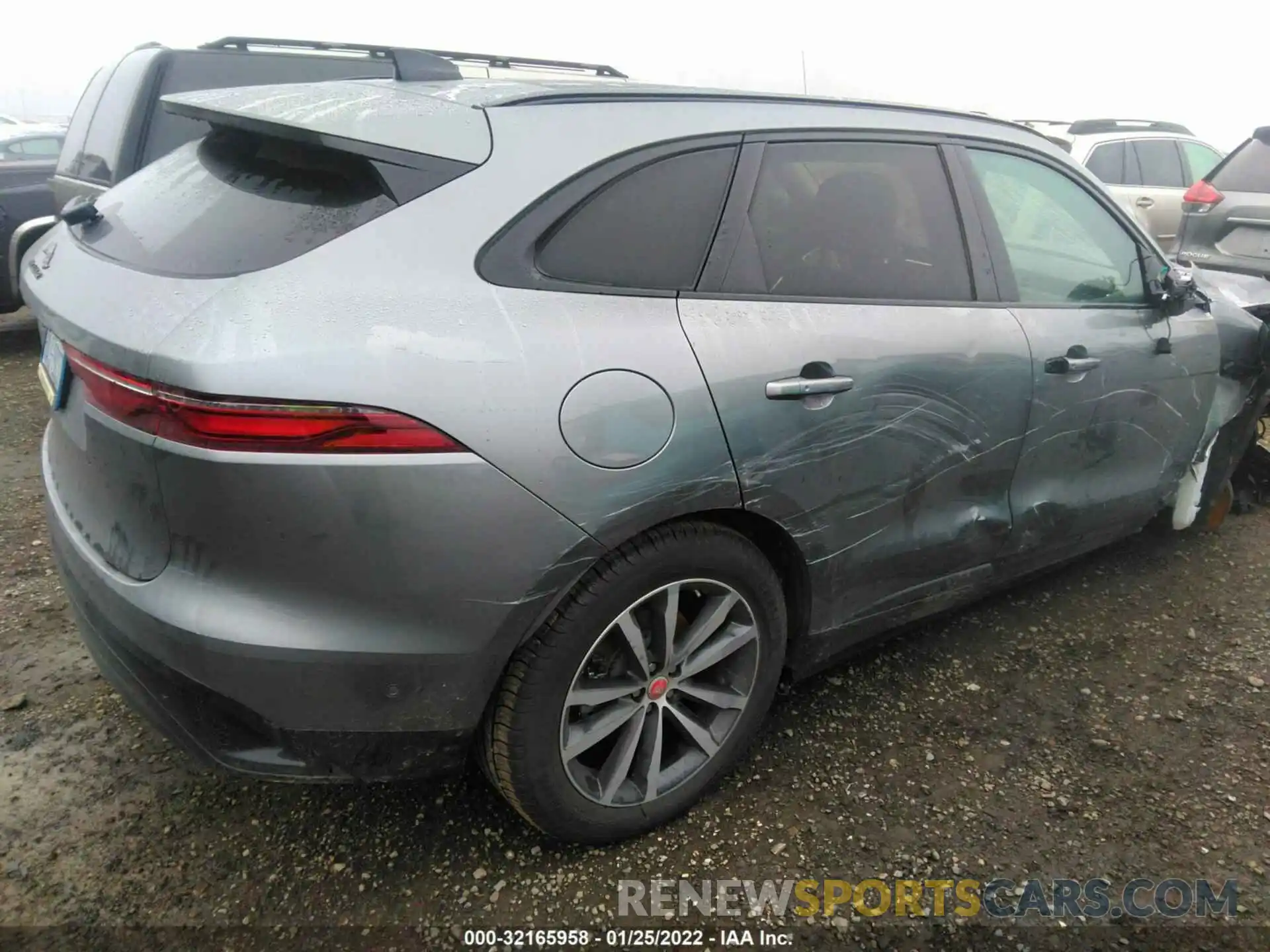 4 Фотография поврежденного автомобиля SADCJ2EXXMA667691 JAGUAR F-PACE 2021