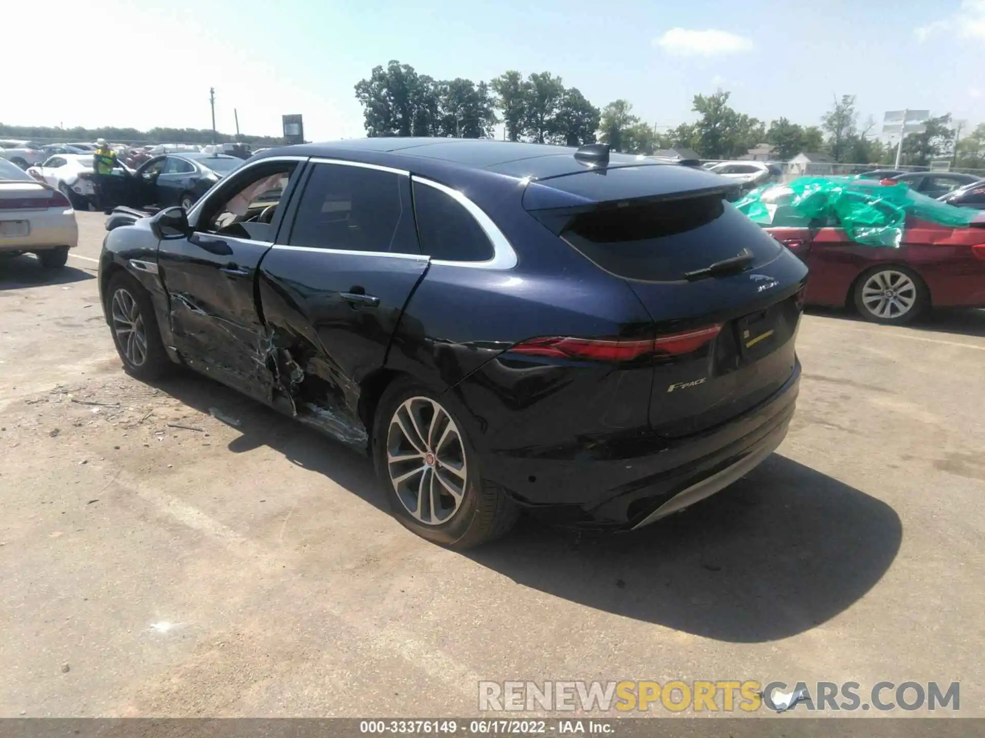 3 Фотография поврежденного автомобиля SADCK2EX5MA669393 JAGUAR F-PACE 2021