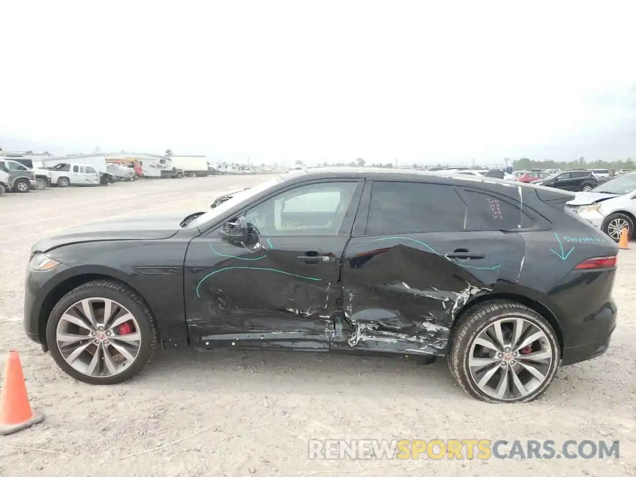 9 Фотография поврежденного автомобиля SADCT2FU1MA688850 JAGUAR F-PACE 2021