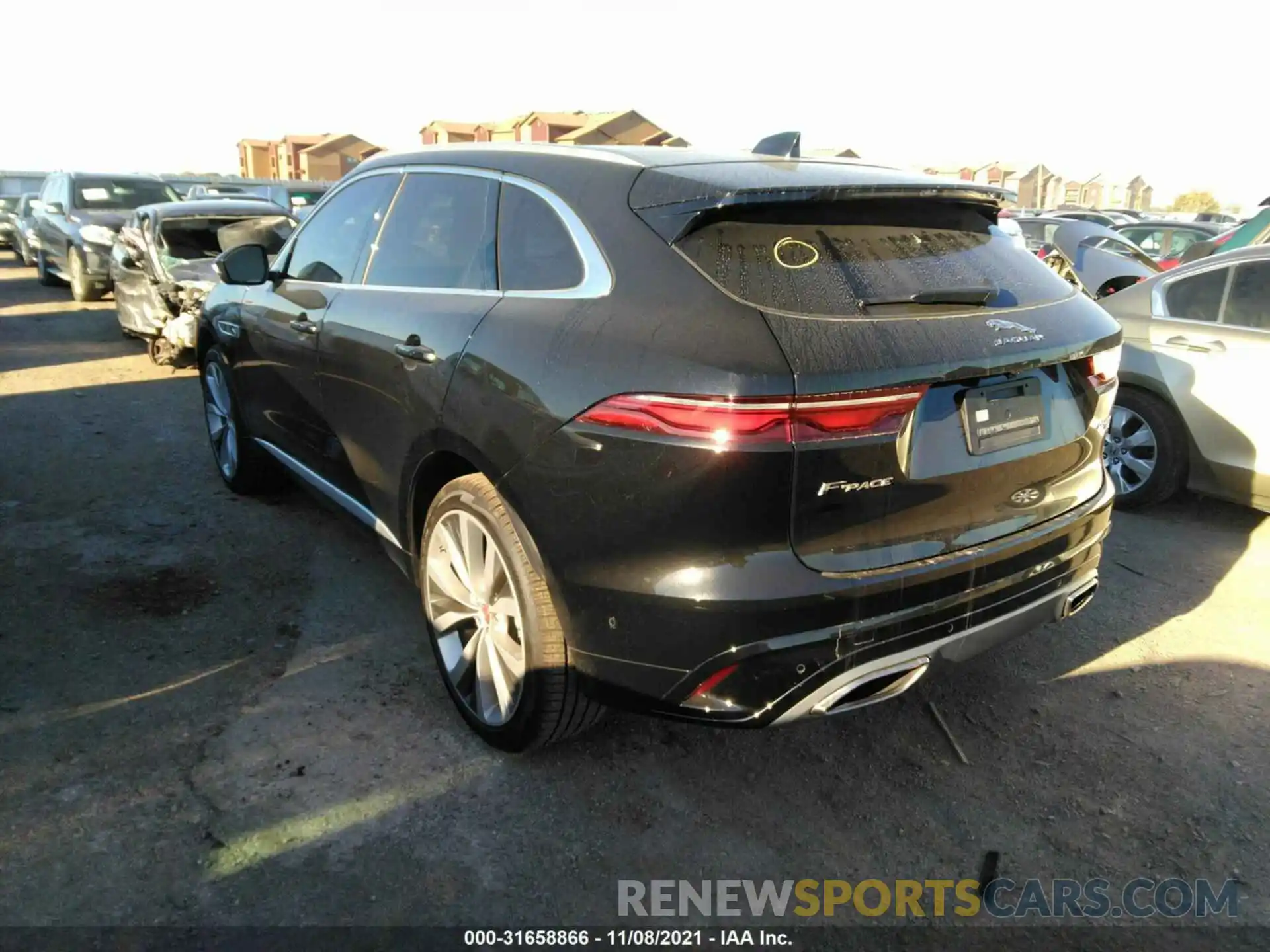 3 Photograph of a damaged car SADCT2FU3MA666865 JAGUAR F-PACE 2021