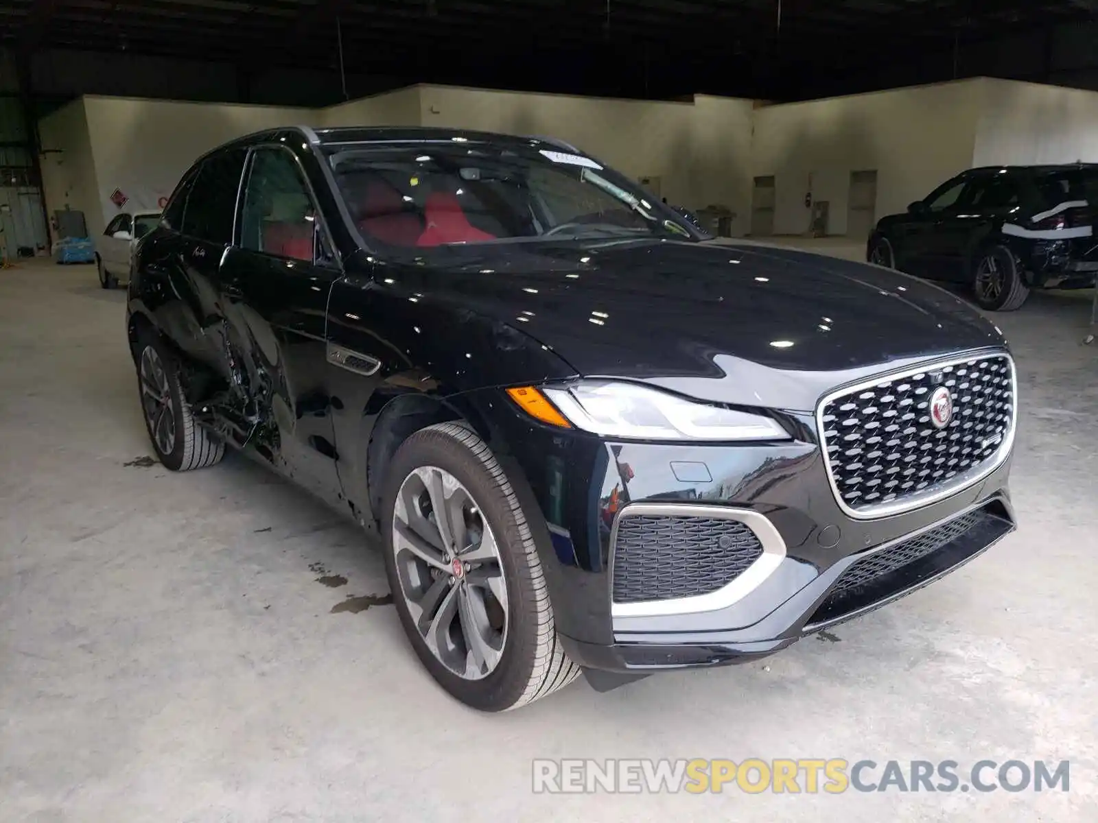 1 Photograph of a damaged car SADCT2FU9MA666899 JAGUAR F-PACE 2021