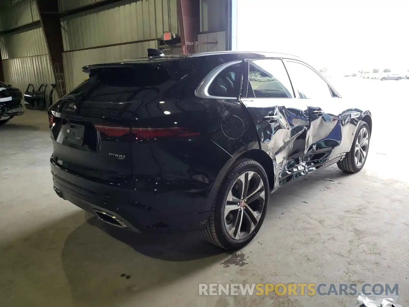 4 Photograph of a damaged car SADCT2FU9MA666899 JAGUAR F-PACE 2021