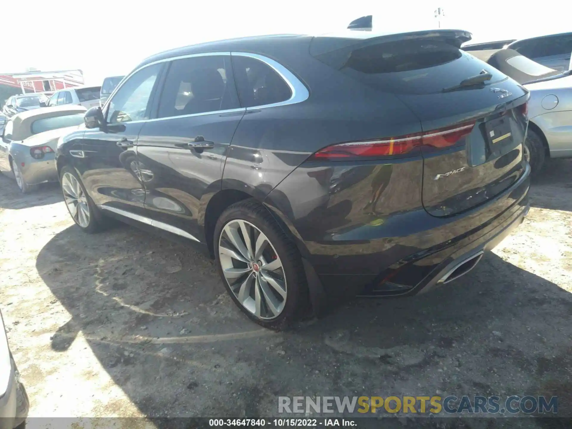 3 Photograph of a damaged car SADCT2FUXMA684635 JAGUAR F-PACE 2021