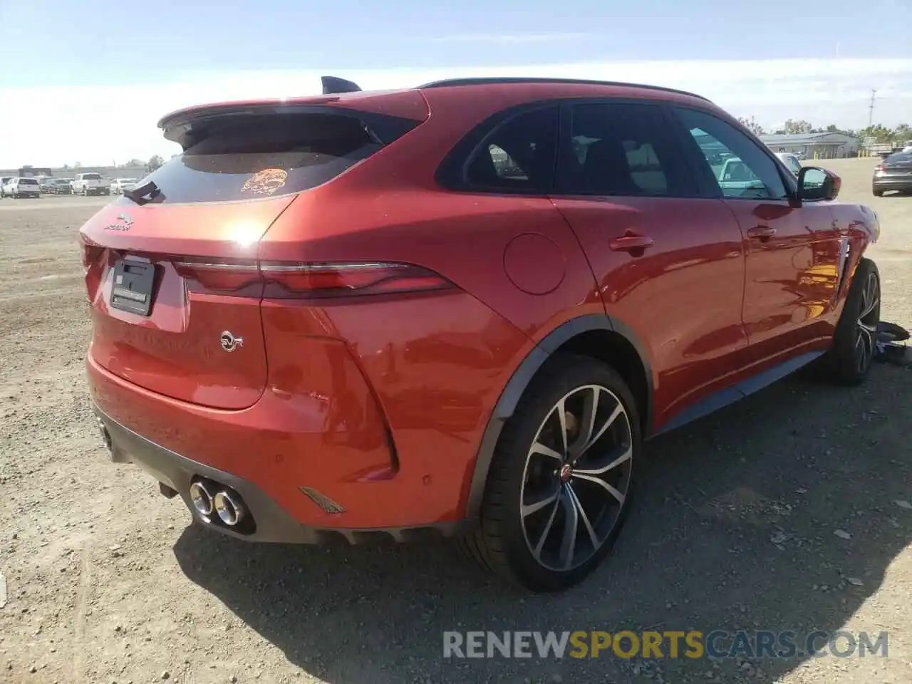 4 Photograph of a damaged car SADCZ2EE7MA676839 JAGUAR F-PACE 2021