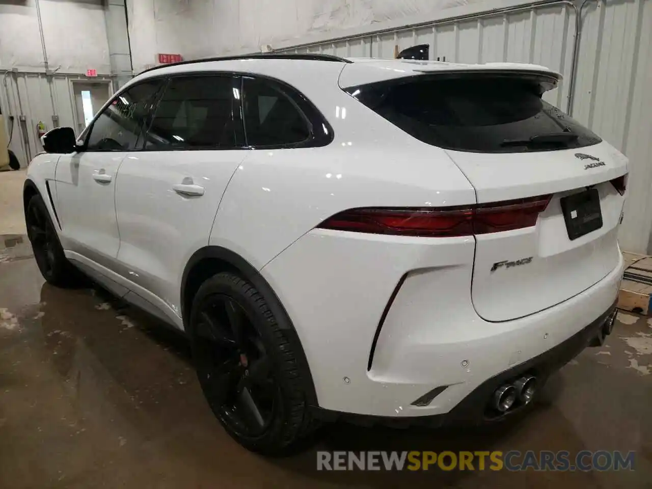 3 Photograph of a damaged car SADCZ2EE9MA684554 JAGUAR F-PACE 2021