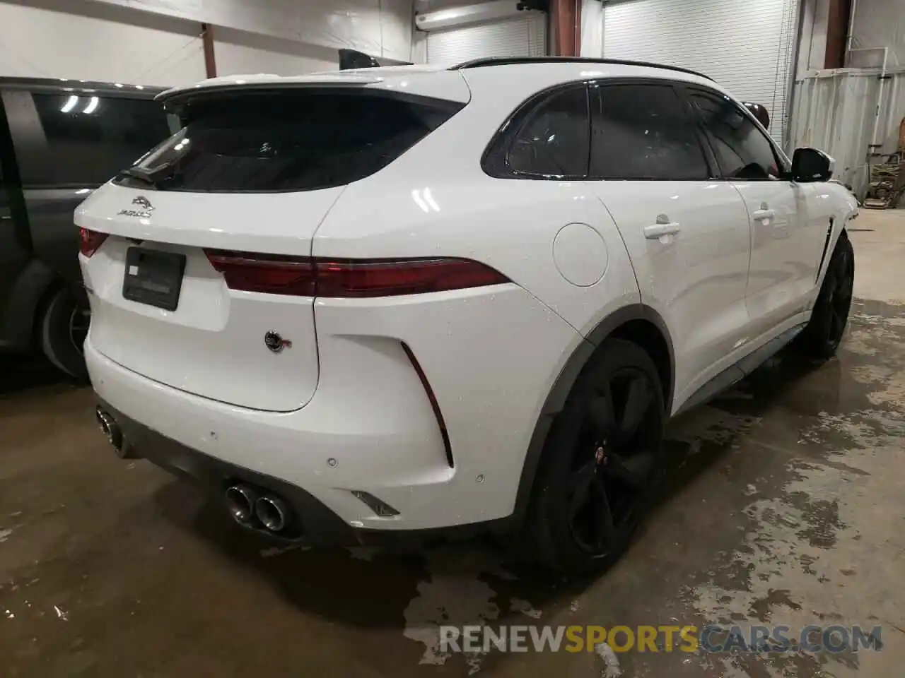 4 Photograph of a damaged car SADCZ2EE9MA684554 JAGUAR F-PACE 2021