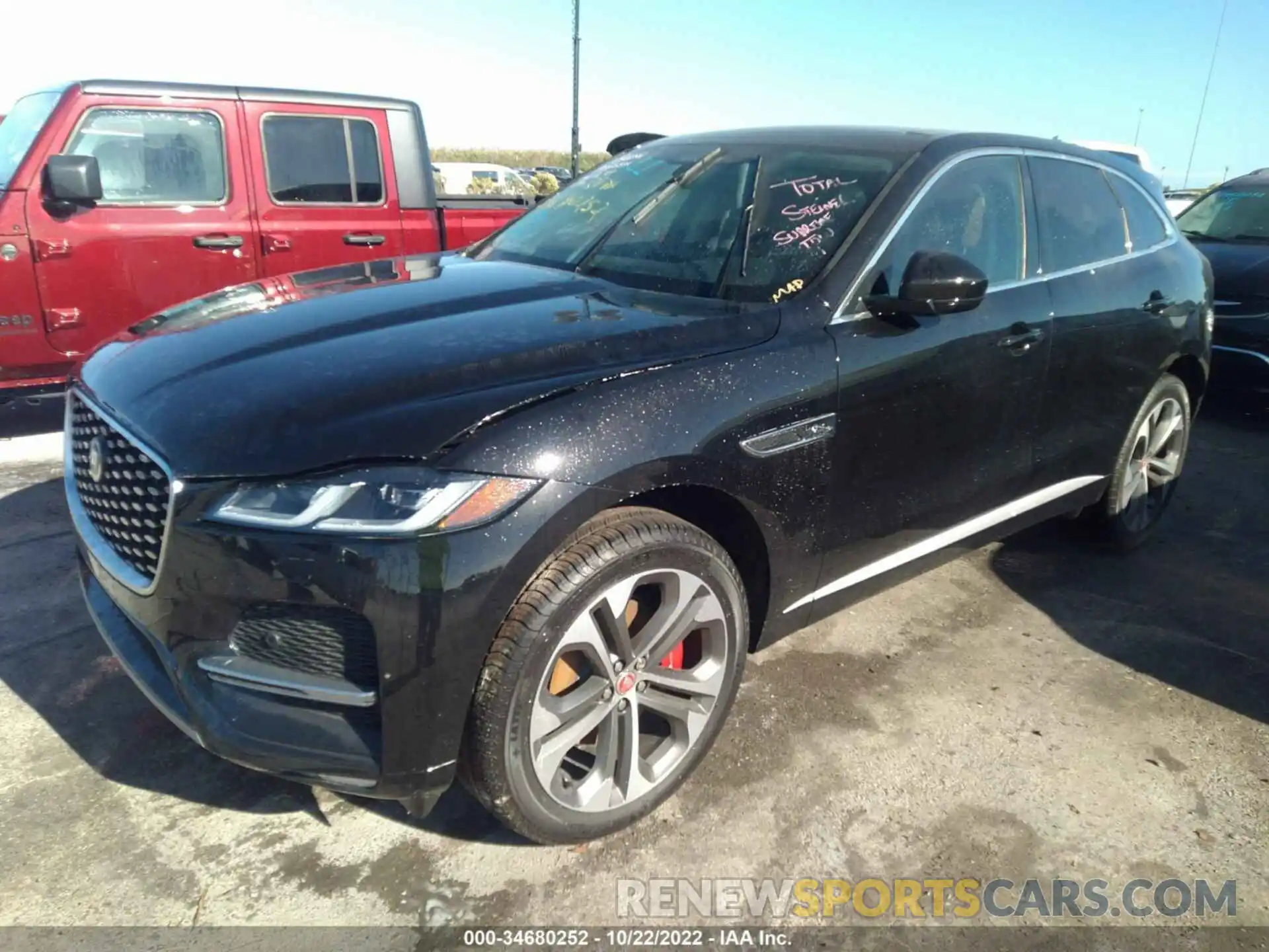 2 Photograph of a damaged car SADCJ2EX1NA691198 JAGUAR F-PACE 2022