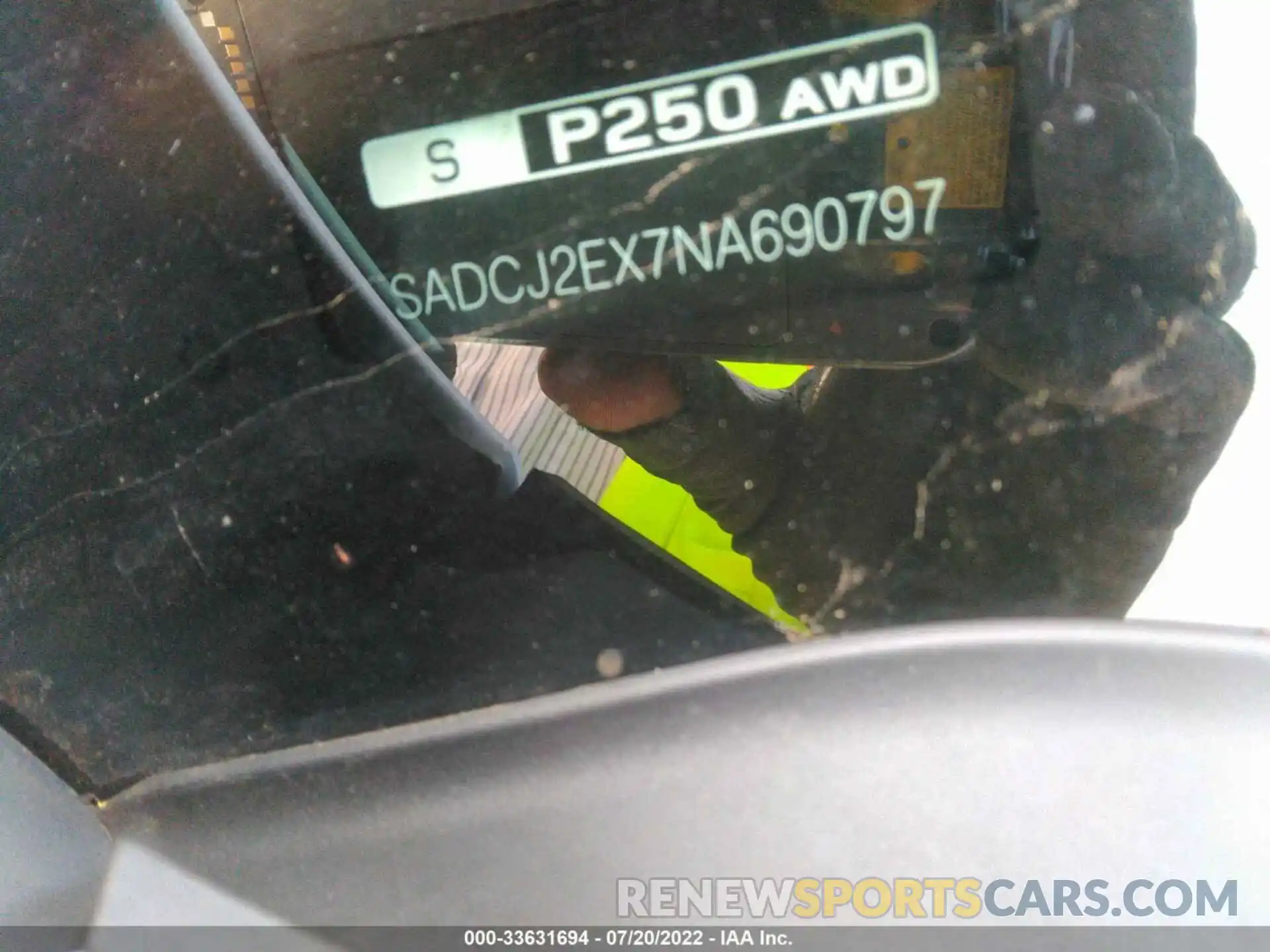 9 Photograph of a damaged car SADCJ2EX7NA690797 JAGUAR F-PACE 2022