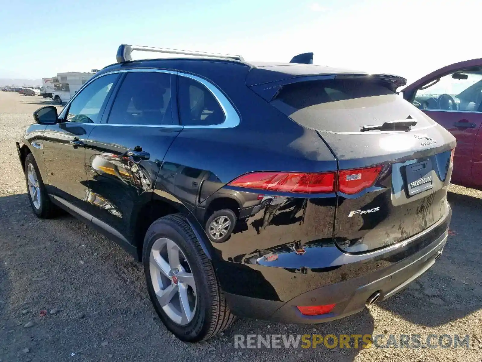 3 Фотография поврежденного автомобиля SADCJ2FX6KA397712 JAGUAR F-PACE PRE 2019