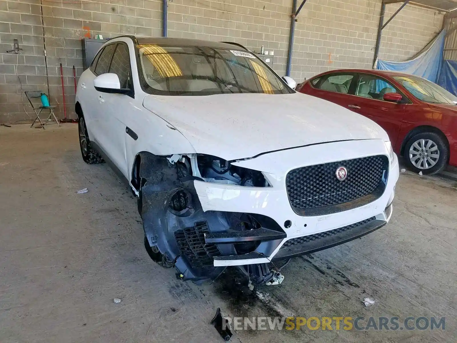 1 Photograph of a damaged car SADCJ2FX9KA610877 JAGUAR F-PACE PRE 2019