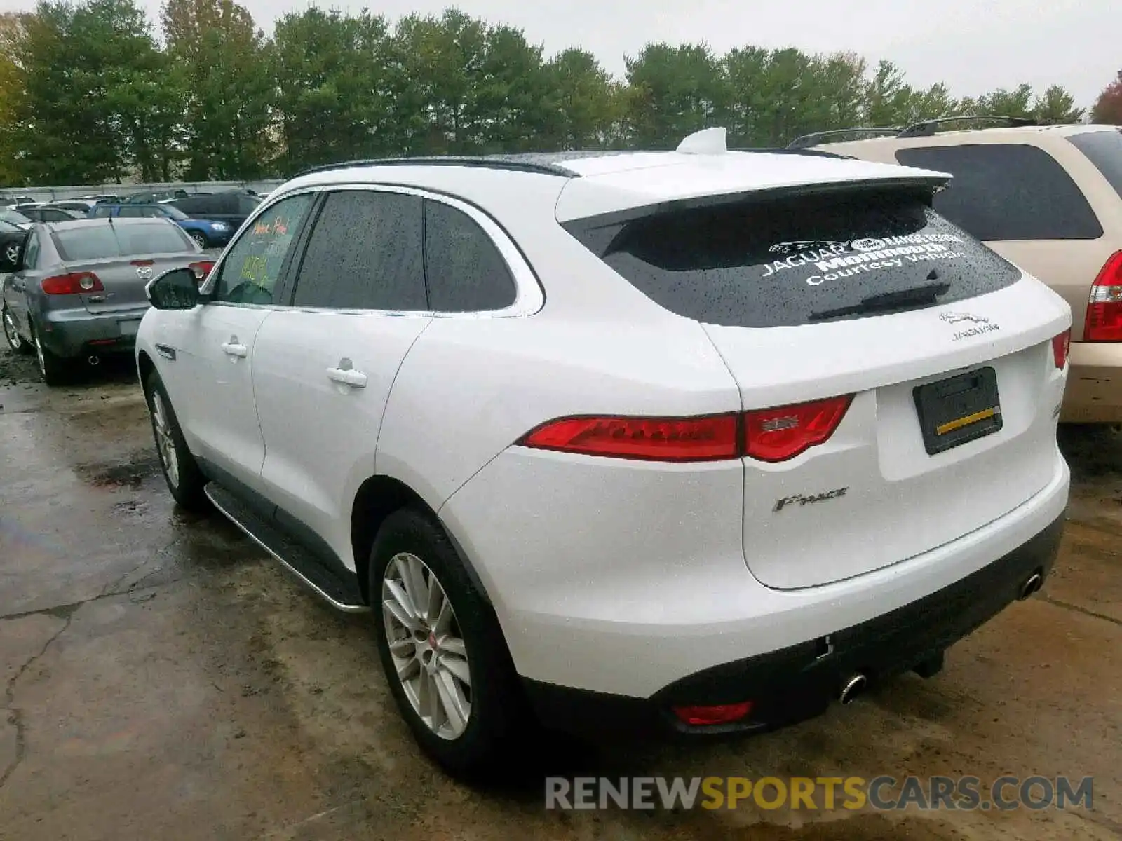 3 Фотография поврежденного автомобиля SADCK2GX1KA395734 JAGUAR F-PACE PRE 2019