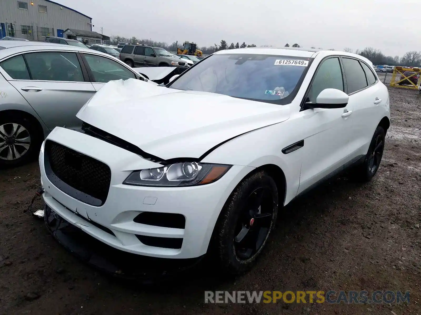 2 Фотография поврежденного автомобиля SADCJ2FX4LA620668 JAGUAR F-PACE PRE 2020