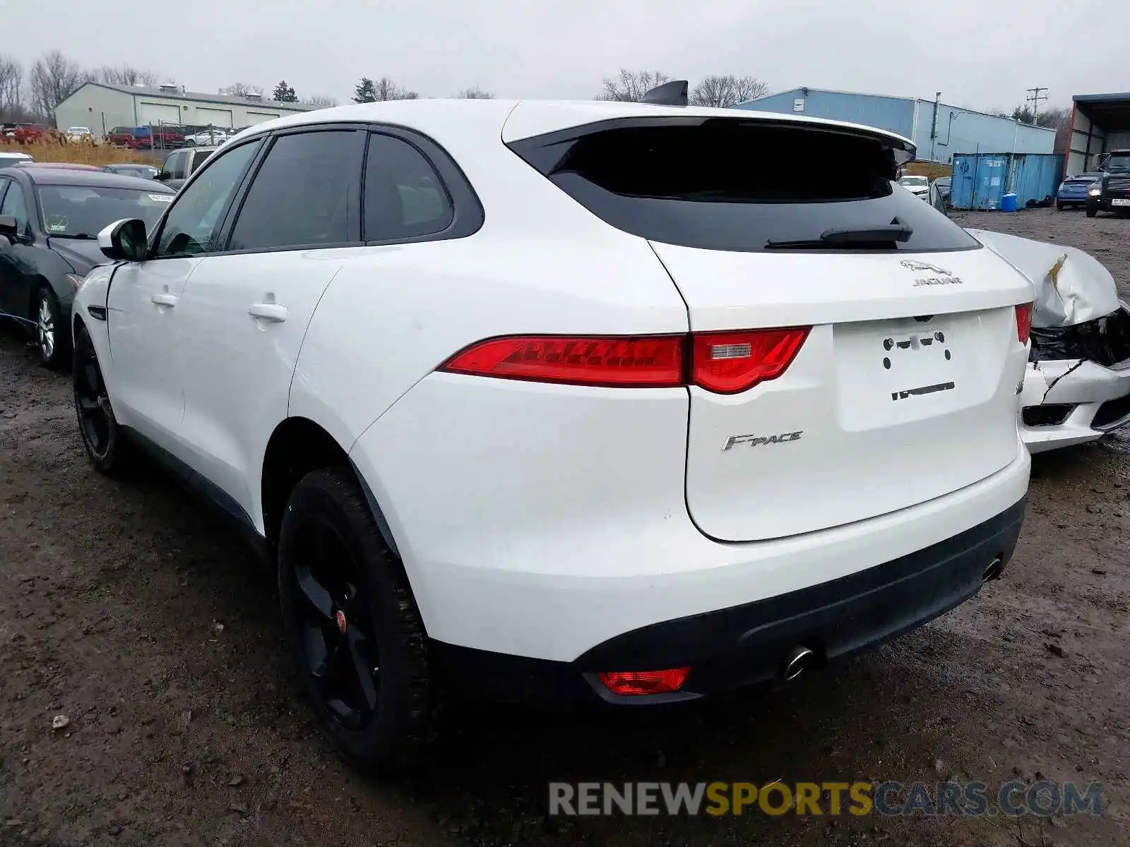 3 Фотография поврежденного автомобиля SADCJ2FX4LA620668 JAGUAR F-PACE PRE 2020