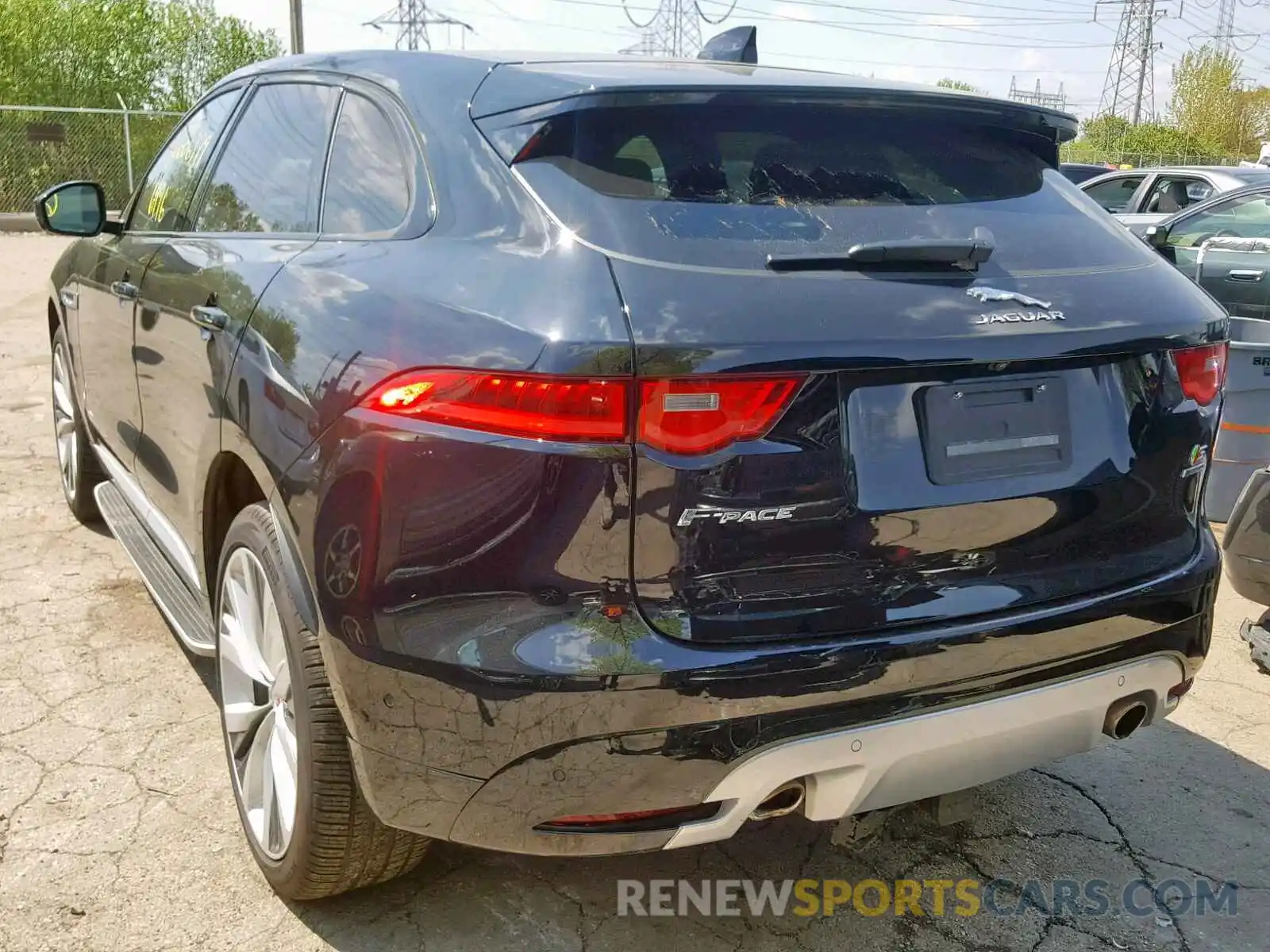 3 Фотография поврежденного автомобиля SADCM2FV2KA358637 JAGUAR F-PACE S 2019