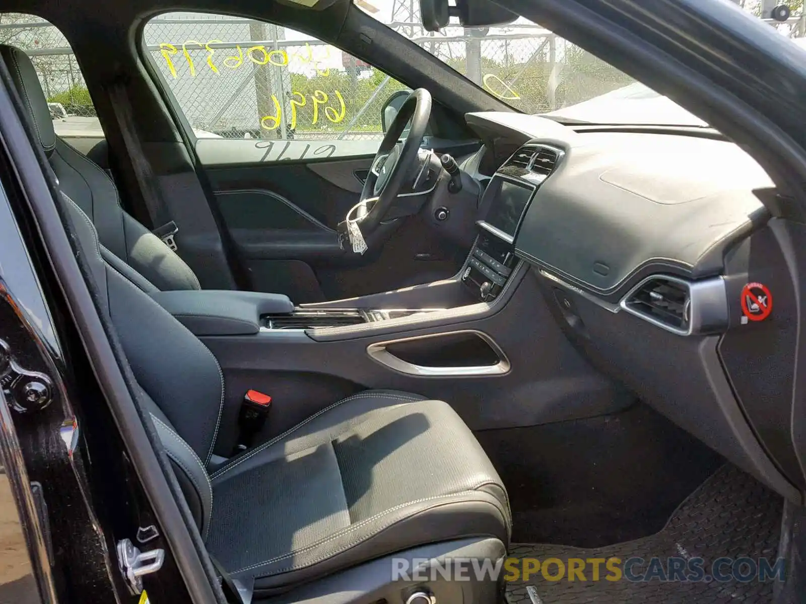 5 Photograph of a damaged car SADCM2FV2KA358637 JAGUAR F-PACE S 2019