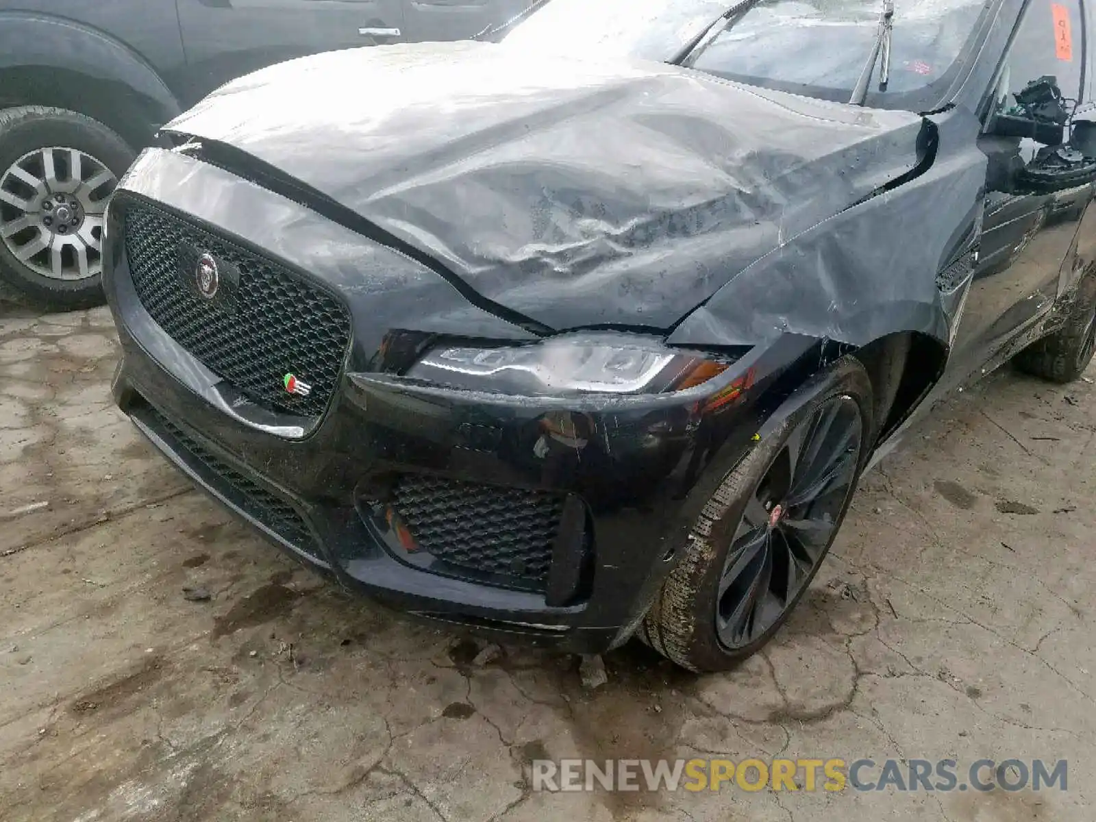 9 Photograph of a damaged car SADCM2FV4KA356890 JAGUAR F-PACE S 2019