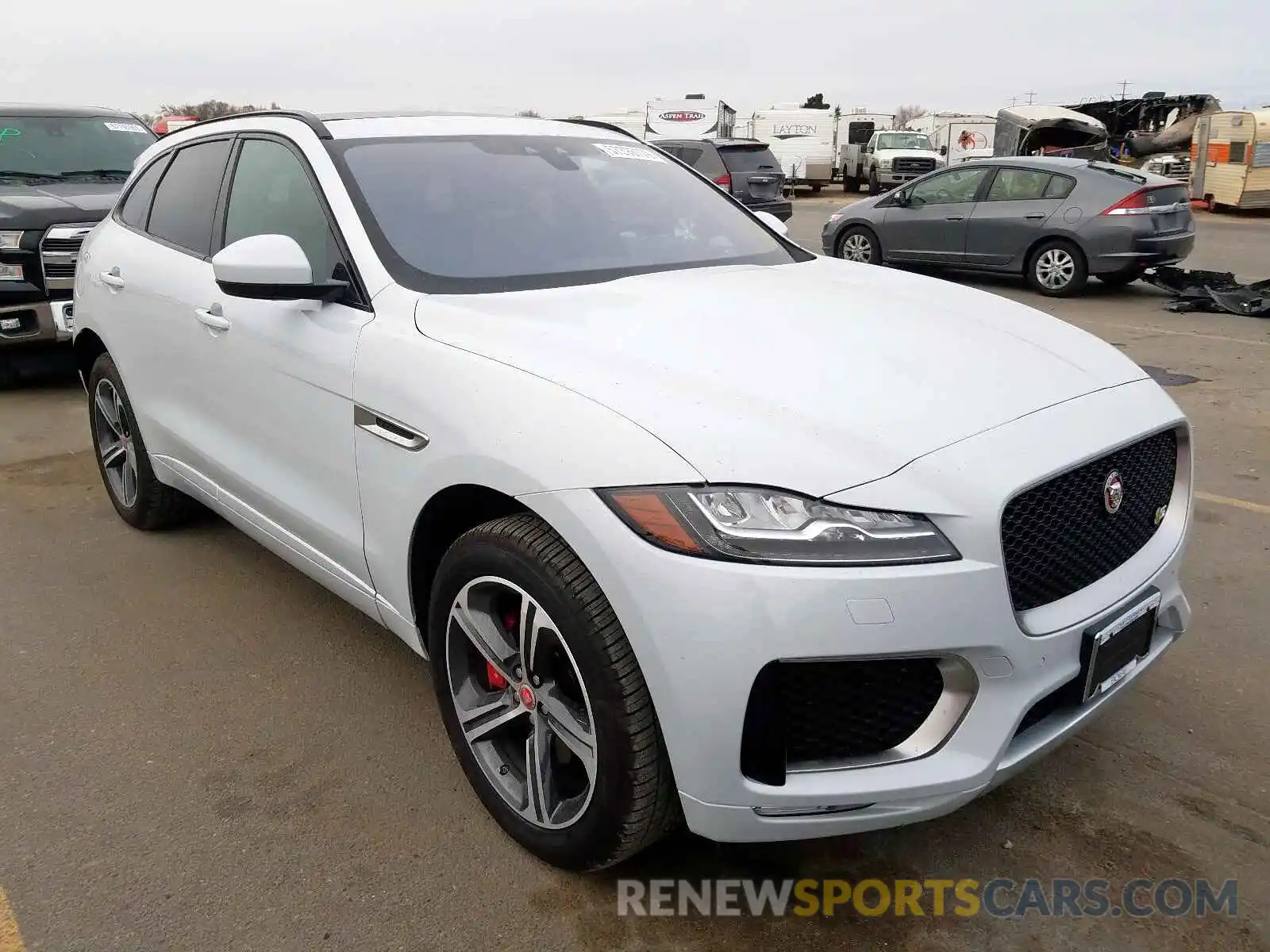 1 Фотография поврежденного автомобиля SADCM2FV5KA356767 JAGUAR F-PACE S 2019