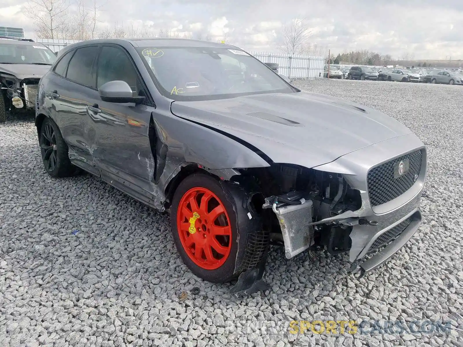 1 Фотография поврежденного автомобиля SADCZ2EE2LA628759 JAGUAR F-PACE SVR 2020