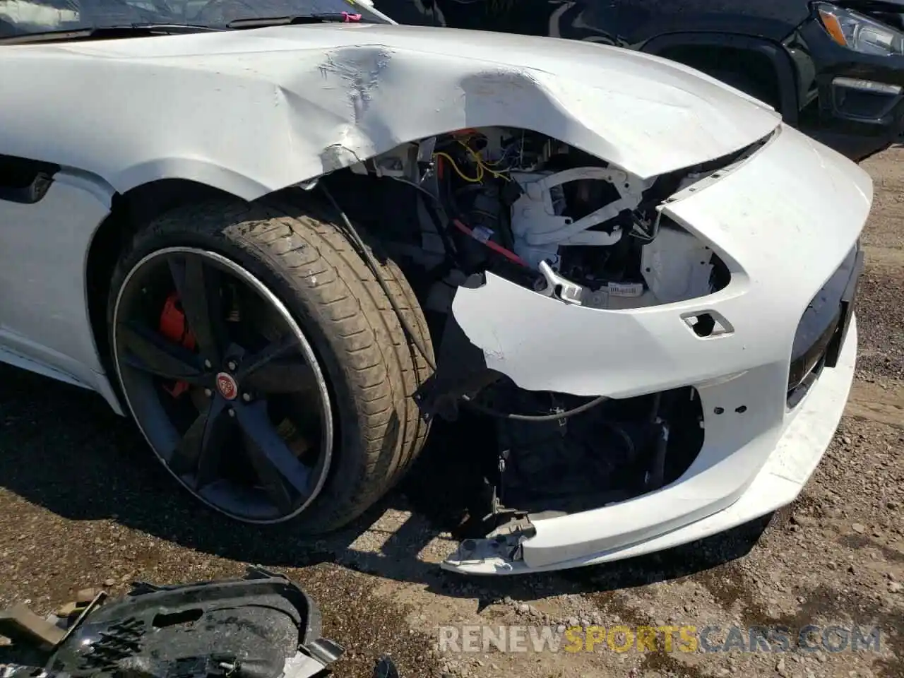 9 Photograph of a damaged car SAJD51EE2KCK58746 JAGUAR F-TYPE 2019