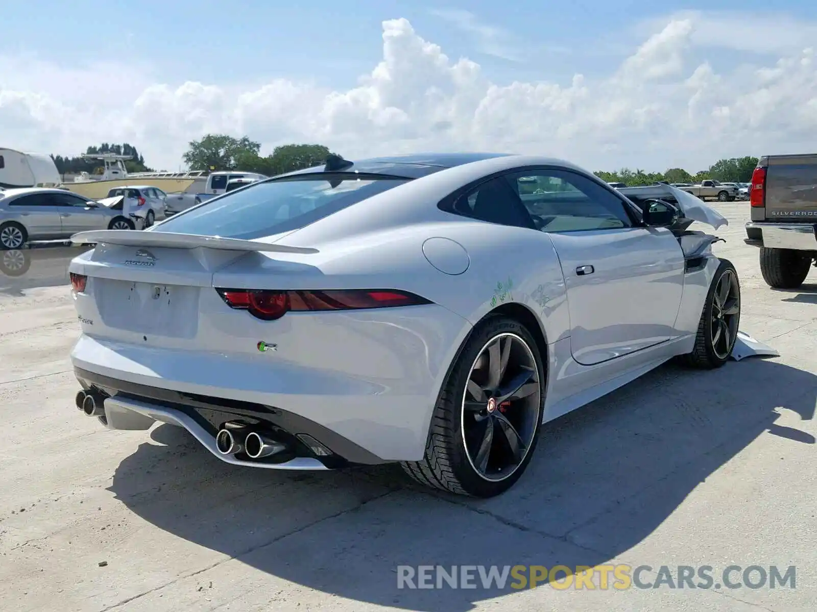 4 Фотография поврежденного автомобиля SAJD51EEXKCK62169 JAGUAR F-TYPE 2019