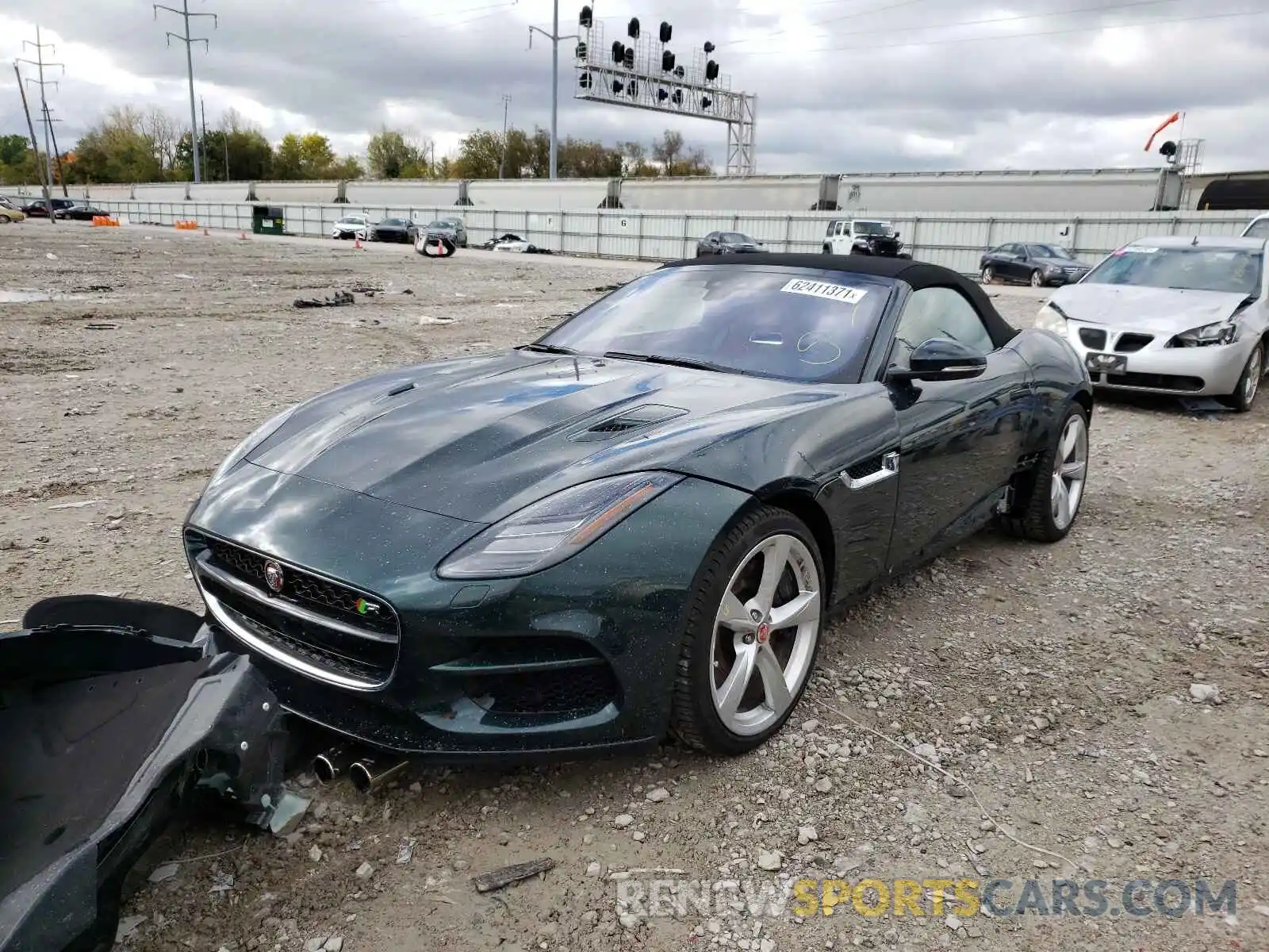 2 Фотография поврежденного автомобиля SAJD55EE5KCK61986 JAGUAR F-TYPE 2019