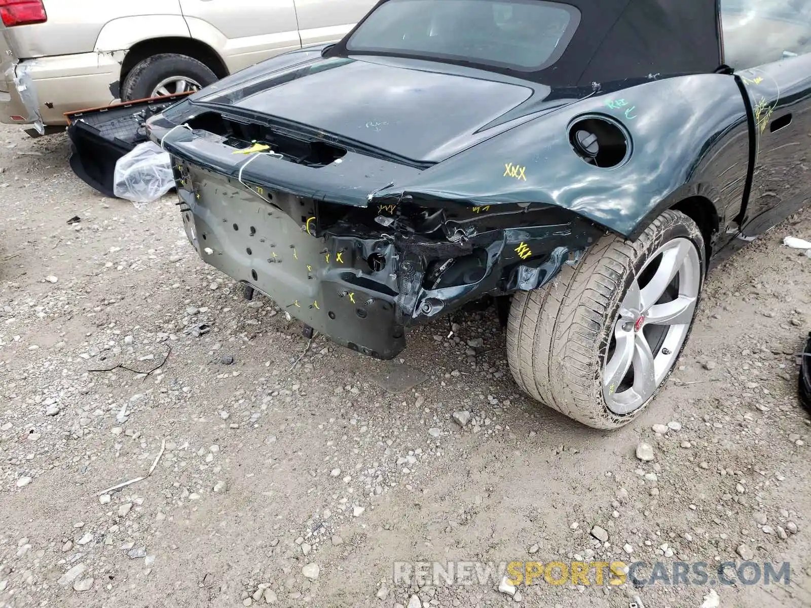 9 Photograph of a damaged car SAJD55EE5KCK61986 JAGUAR F-TYPE 2019