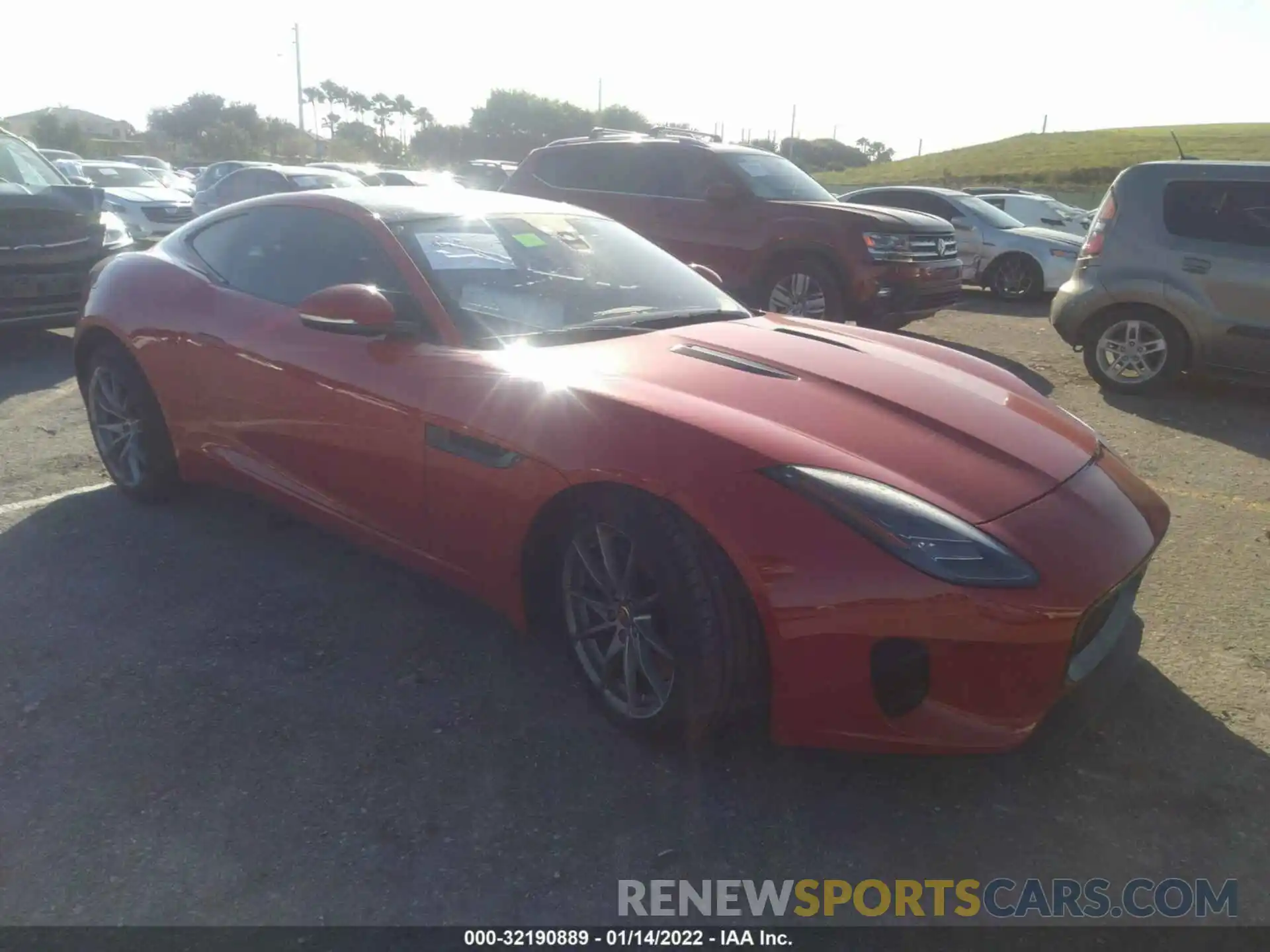 1 Photograph of a damaged car SAJDD1GX4KCK57325 JAGUAR F-TYPE 2019